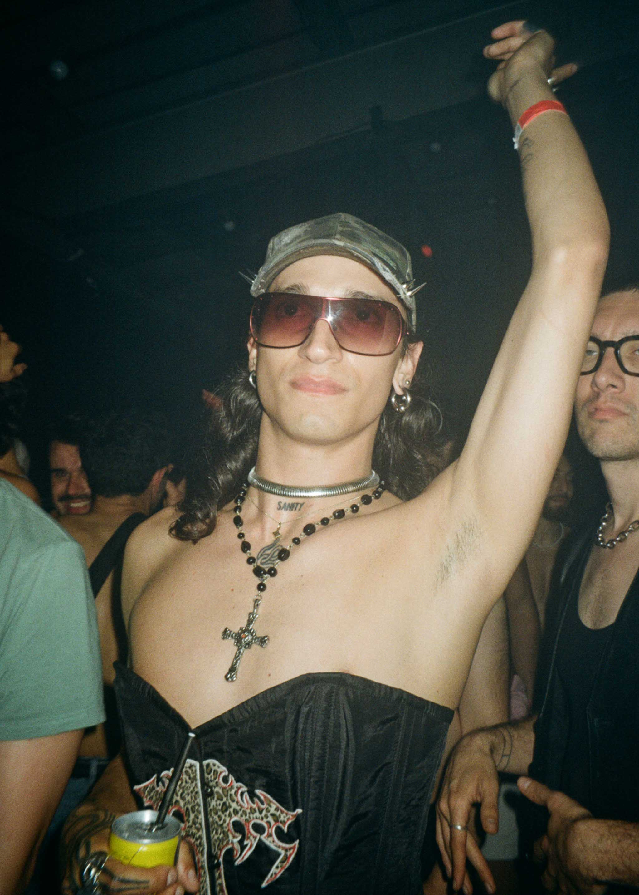 Howl_Rave_11_226_rcyh3u