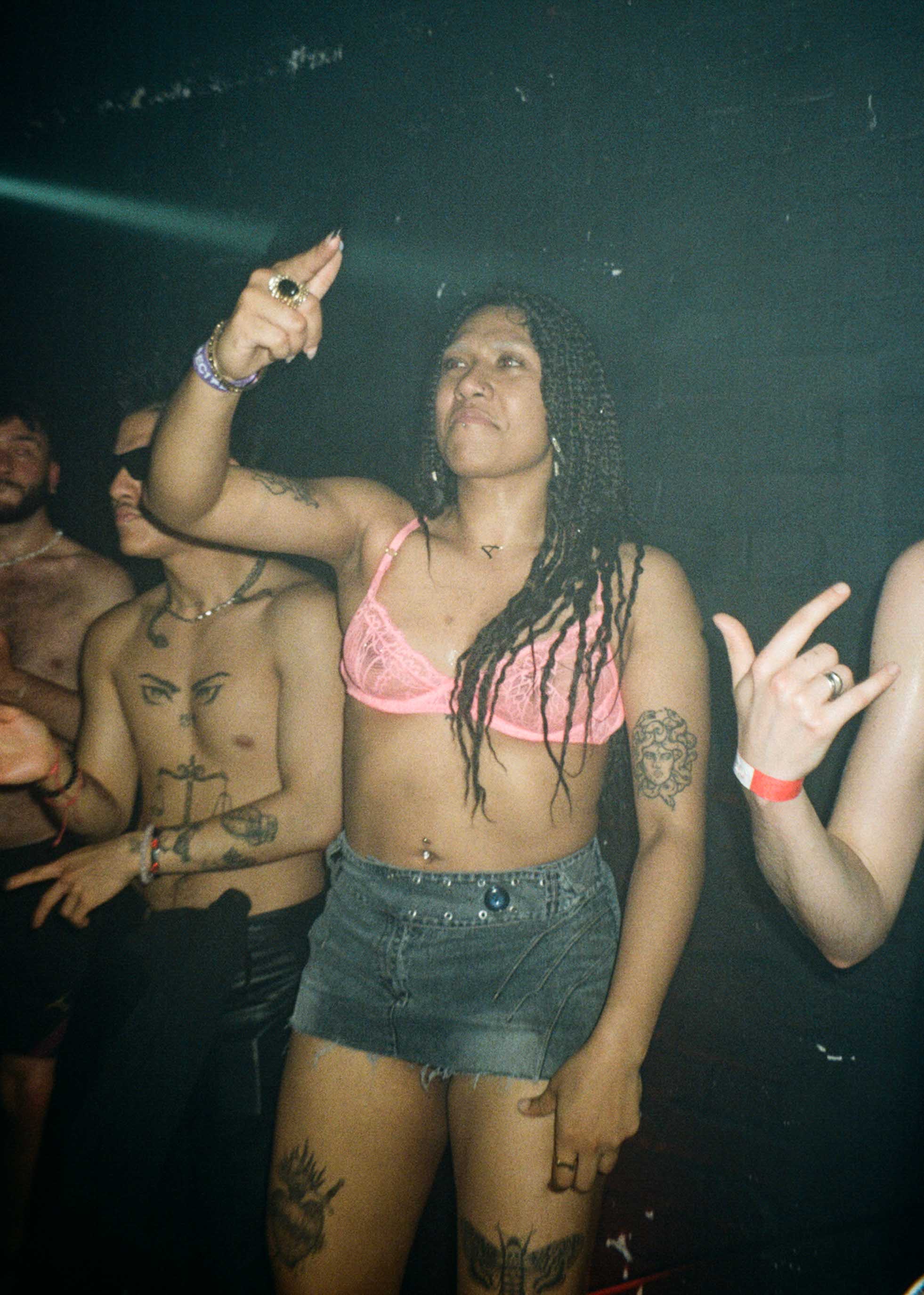 Howl_Rave_11_218_npkyed