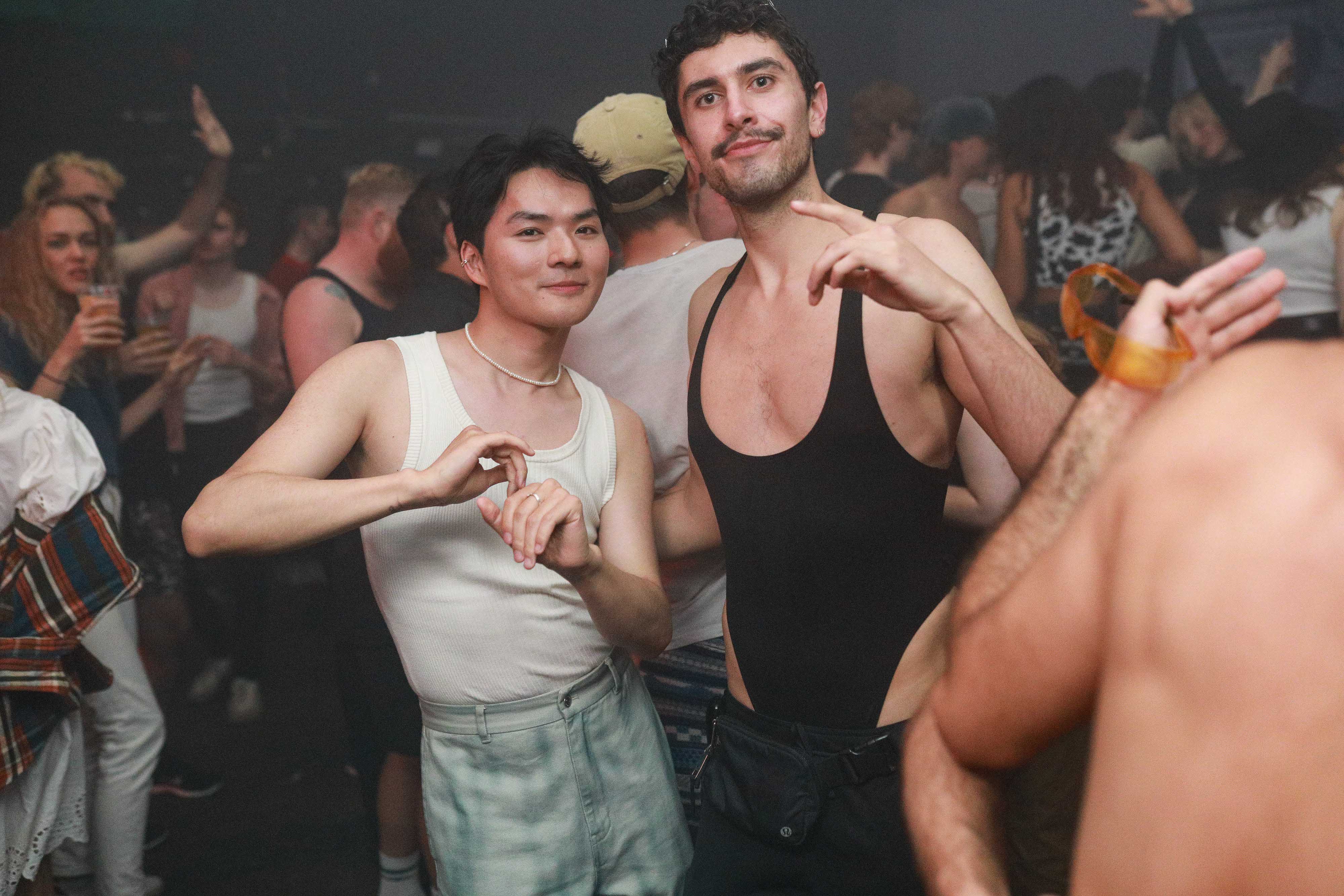 Howl_Rave_11_208_v7sb3f
