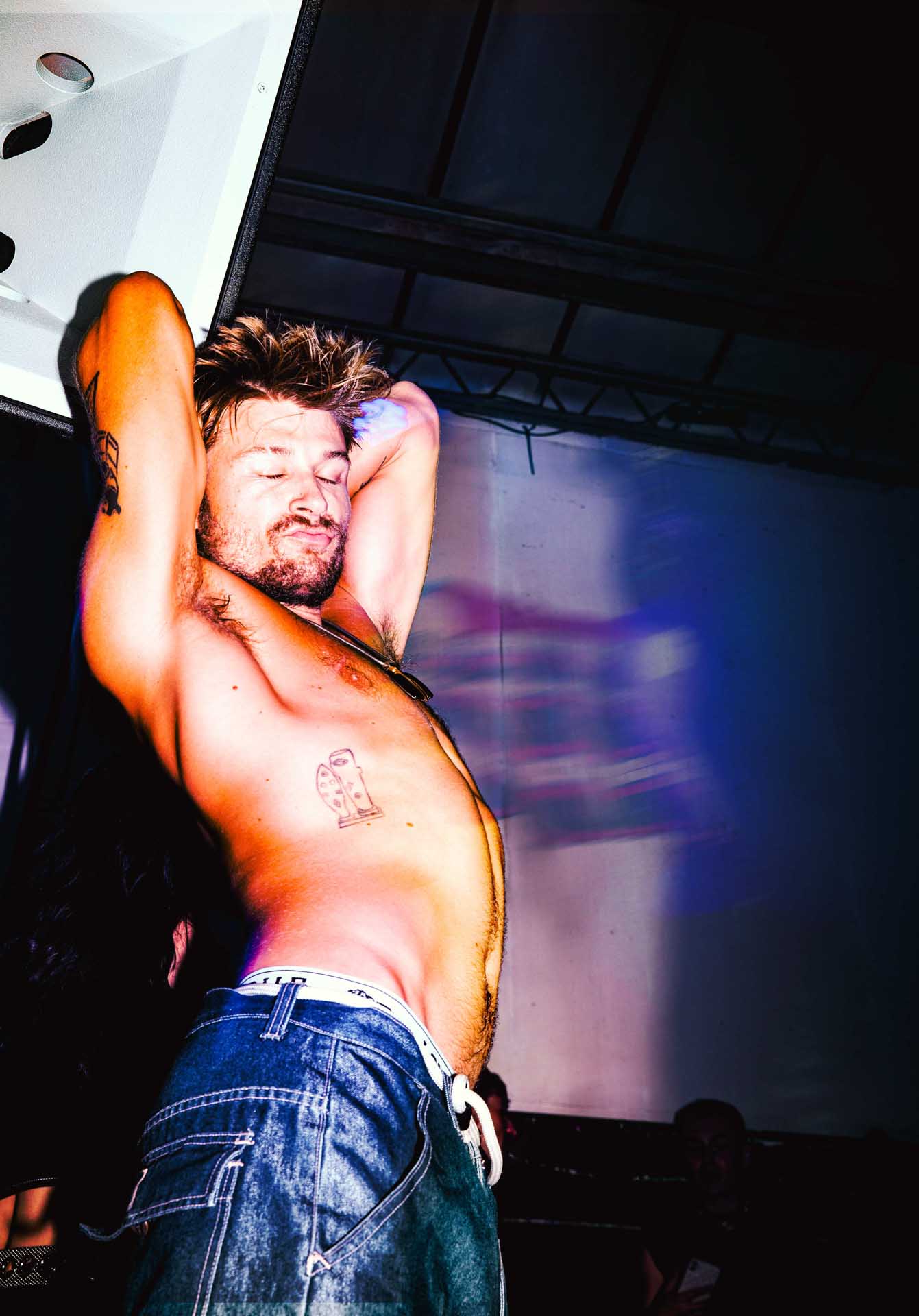 Howl_Rave_13_137_lay2dc