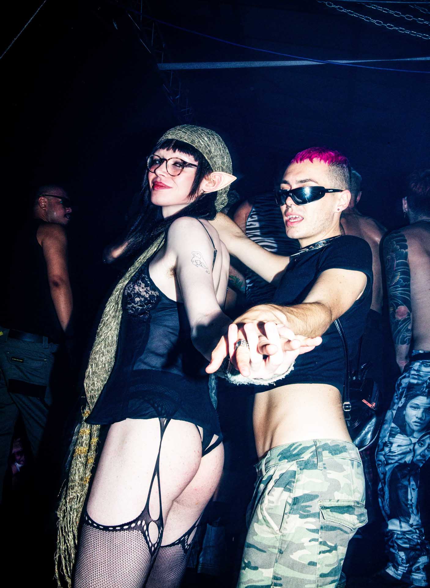 Howl_Rave_13_126_y86oev