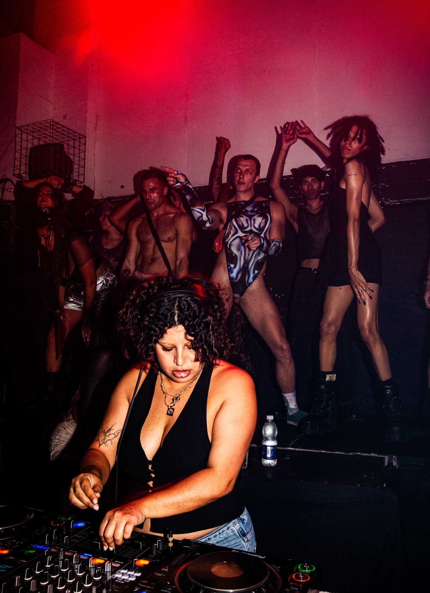 Howl_Rave_13_079_dfxvko