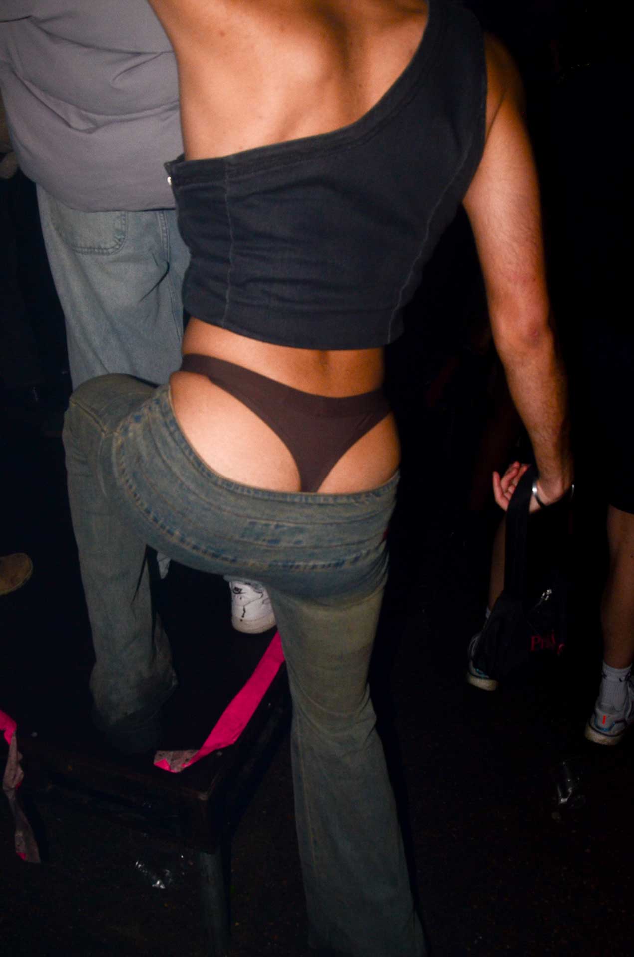 Howl_Rave_15_184_dijw7m