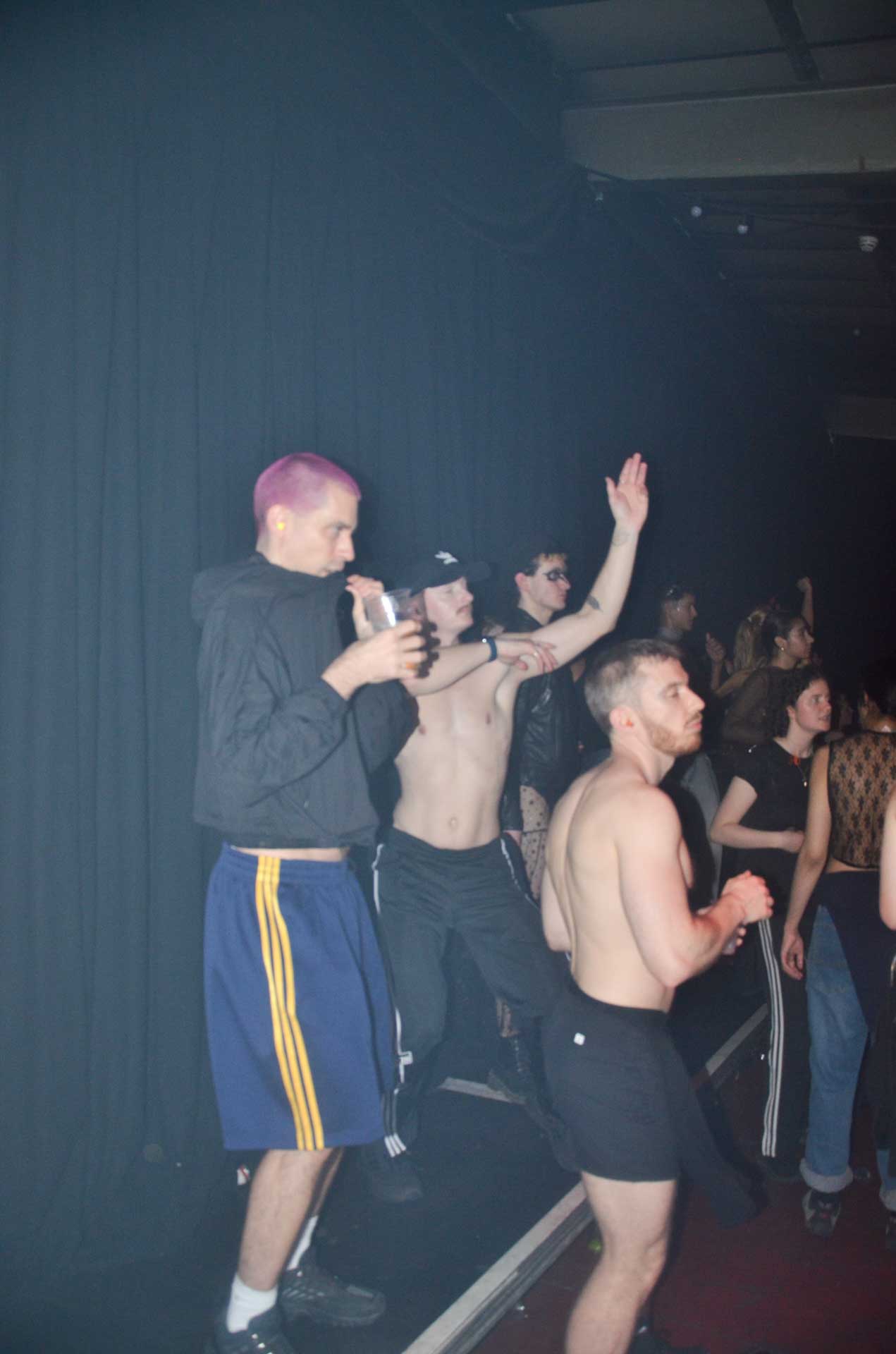 Howl_Rave_15_179_ehetoz