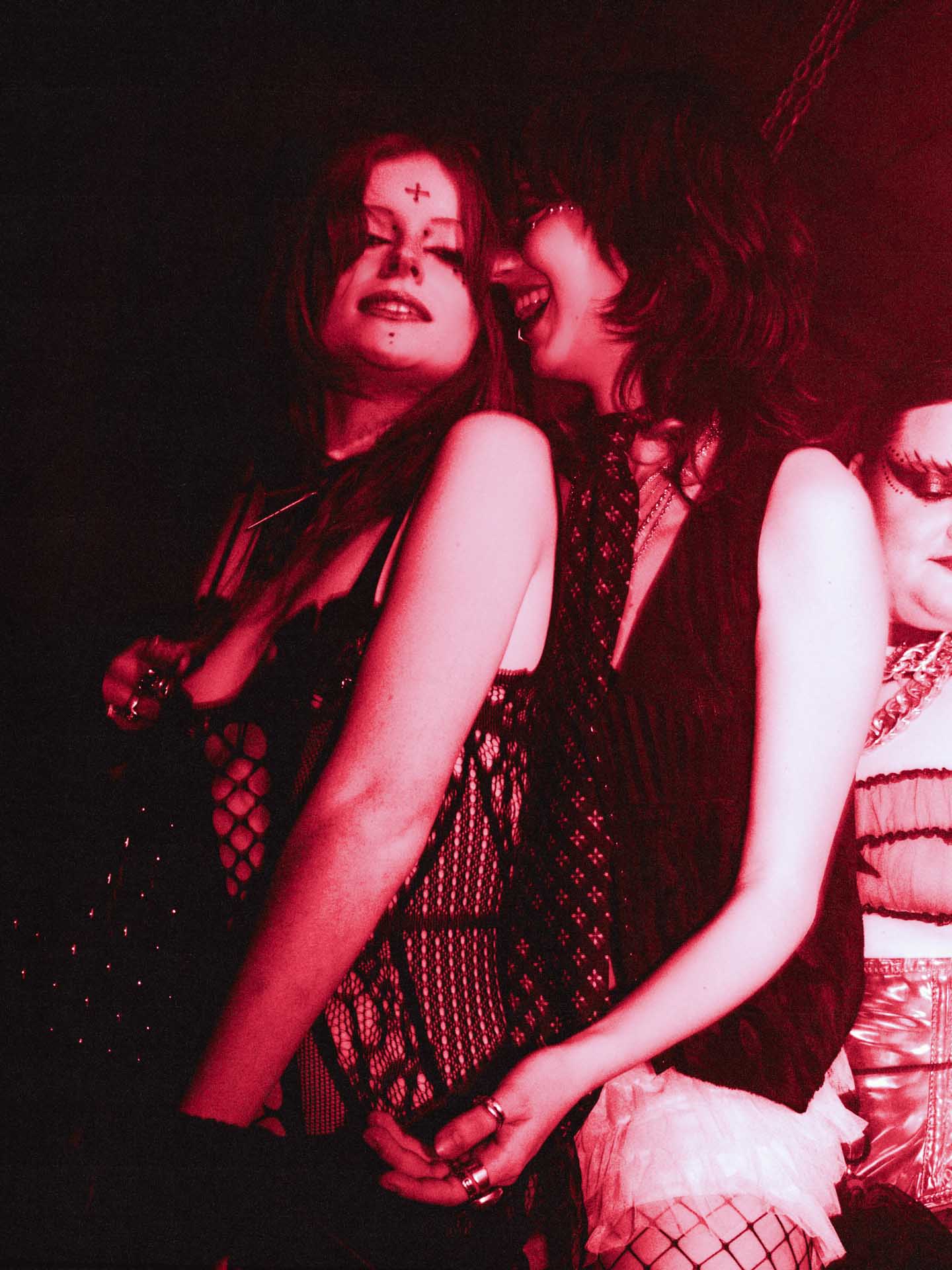 Howl_Rave_15_174_guupvx