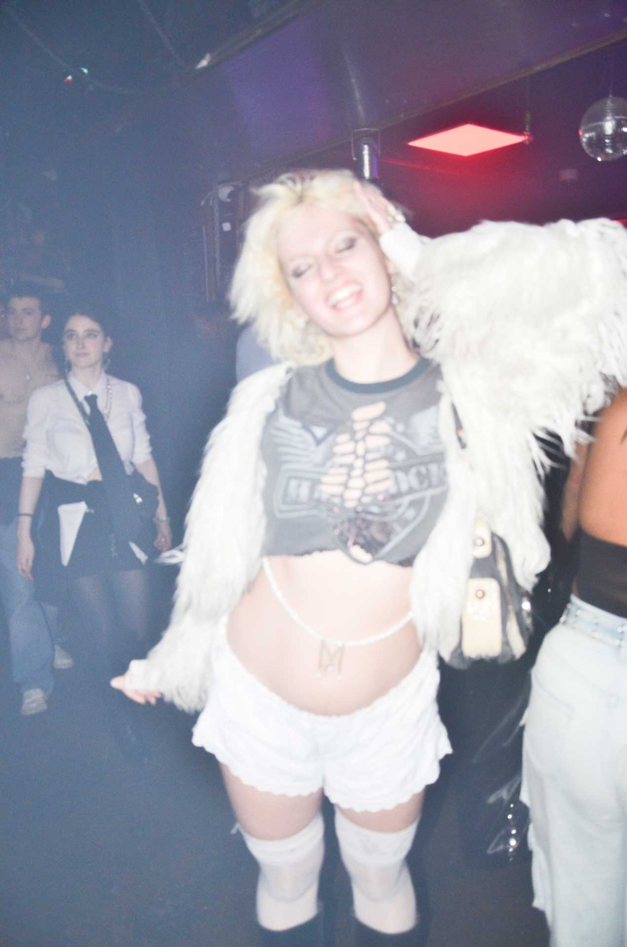 Howl_Rave_15_062_onsxfi