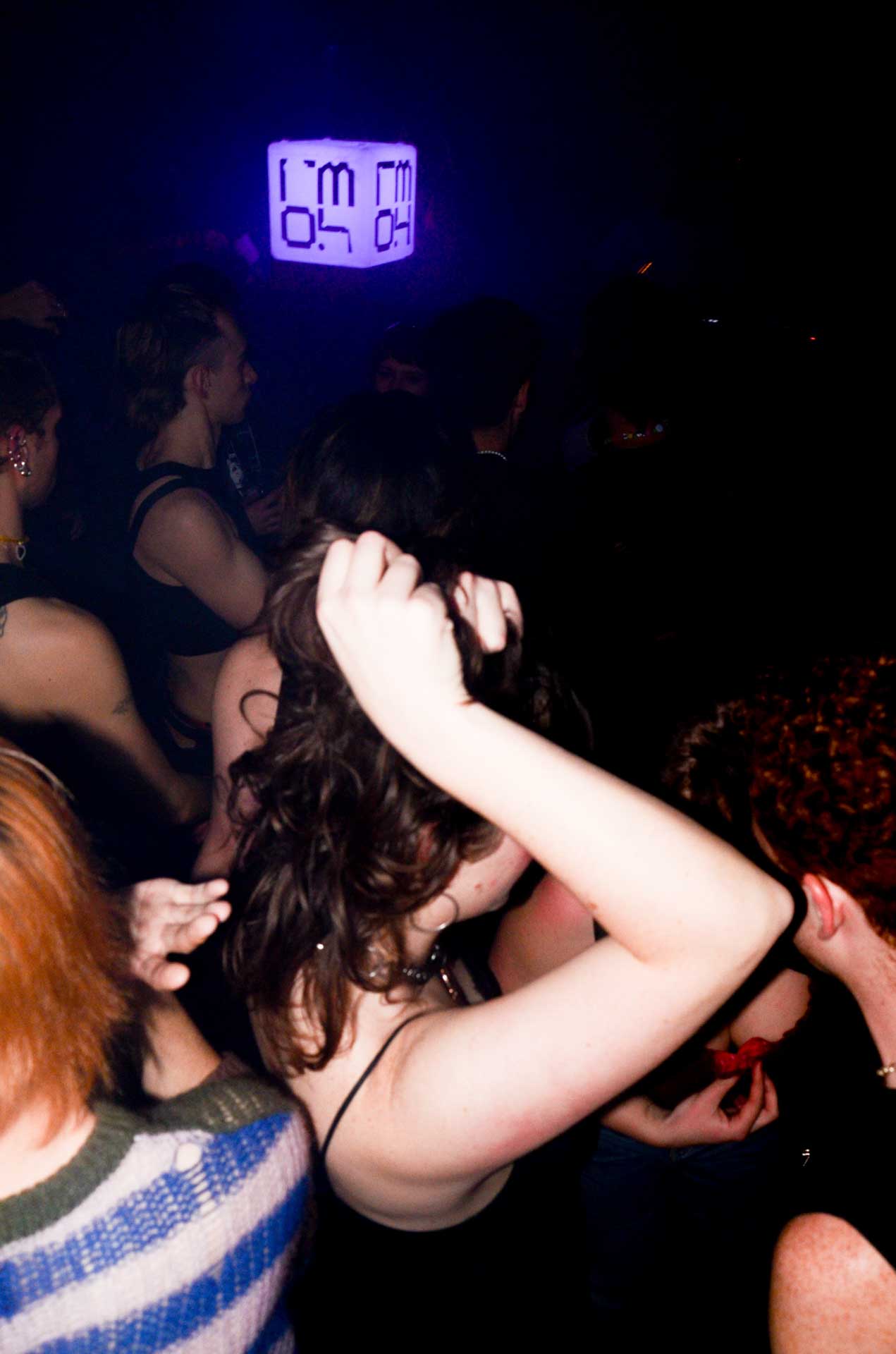 Howl_Rave_15_053_t1vfsp