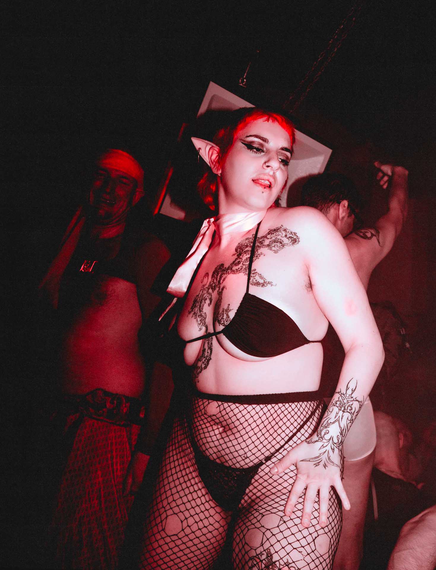 Howl_Rave_15_035_xybupx
