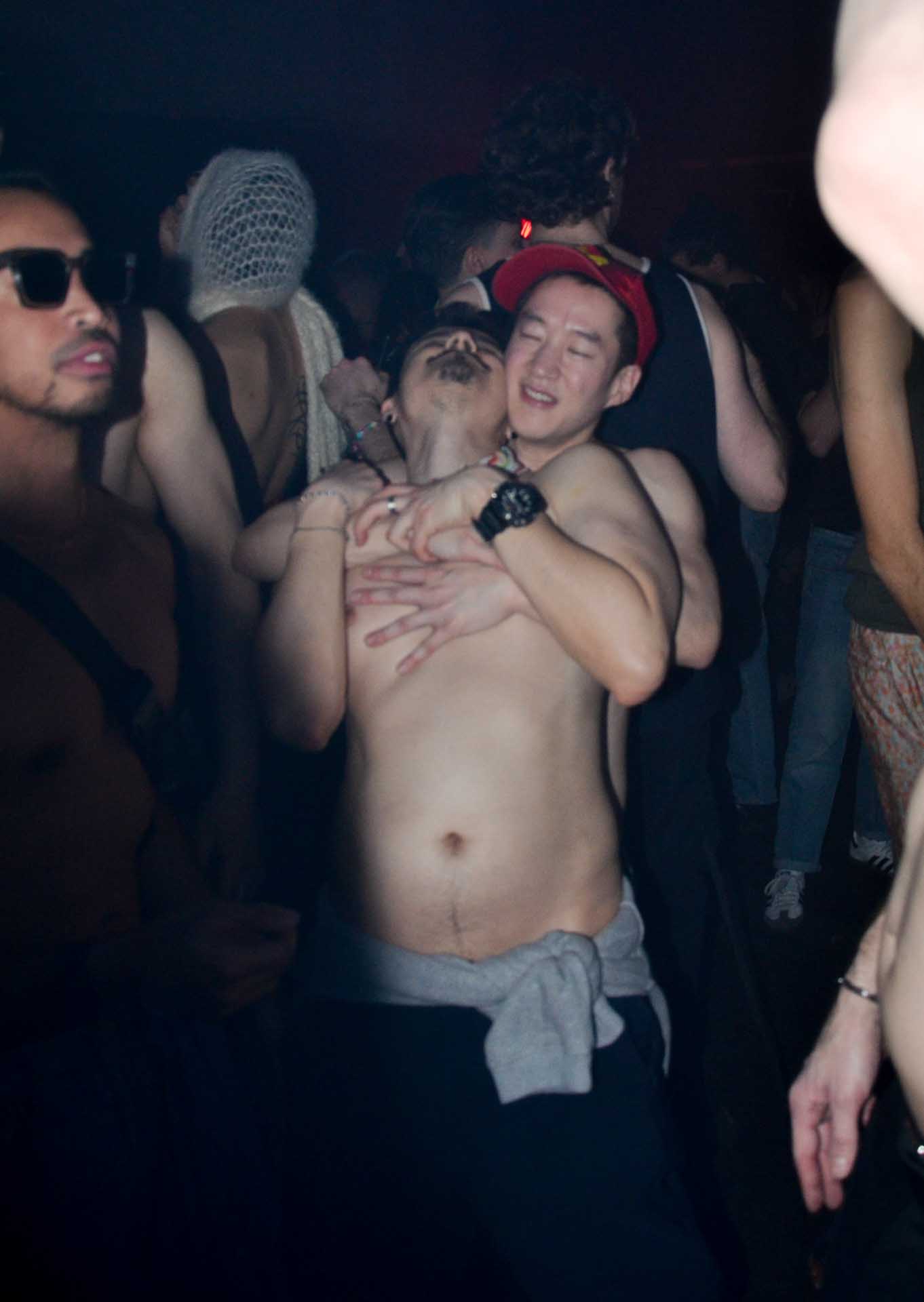 Howl_Rave_15_012_poqxcx