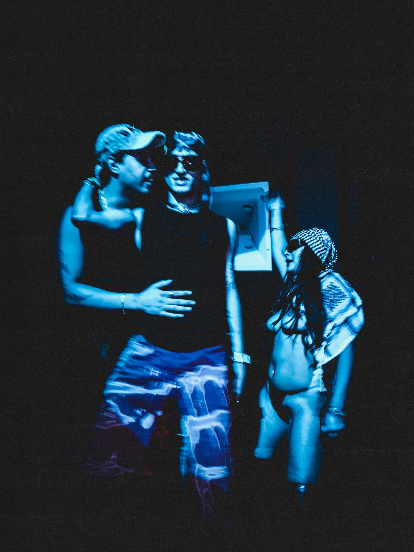 Howl_Rave_15_004_eogxbl