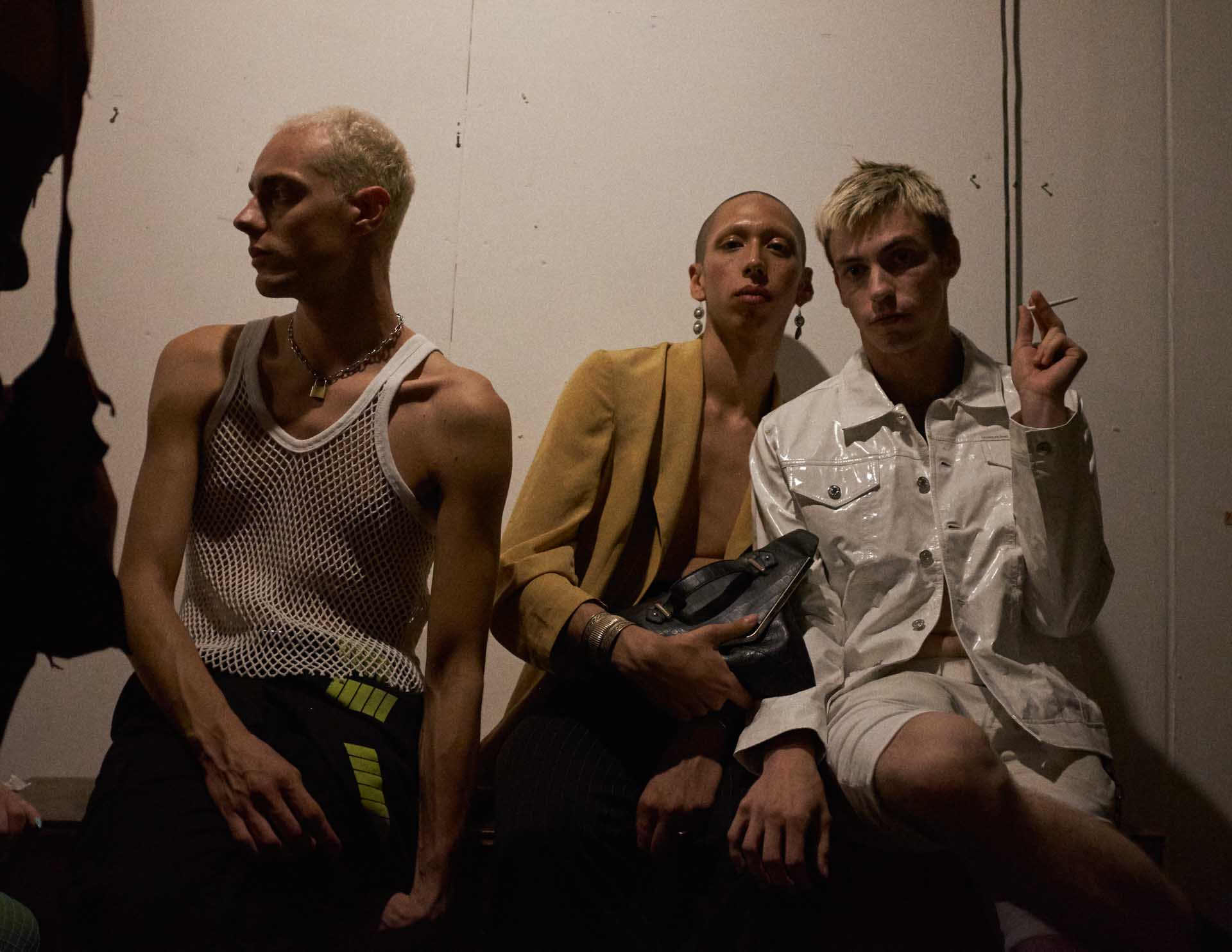 Howl_Rave_01_311_j2mb7b