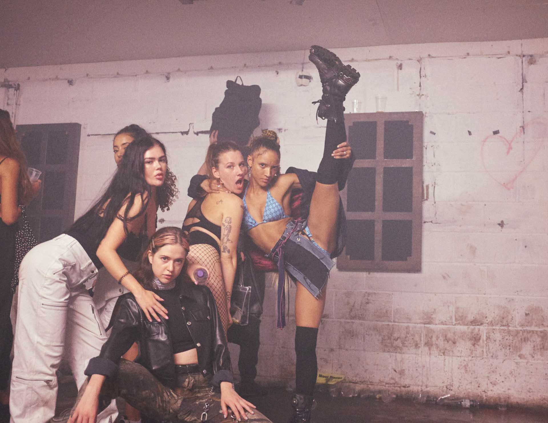 Howl_Rave_01_308_i2yver