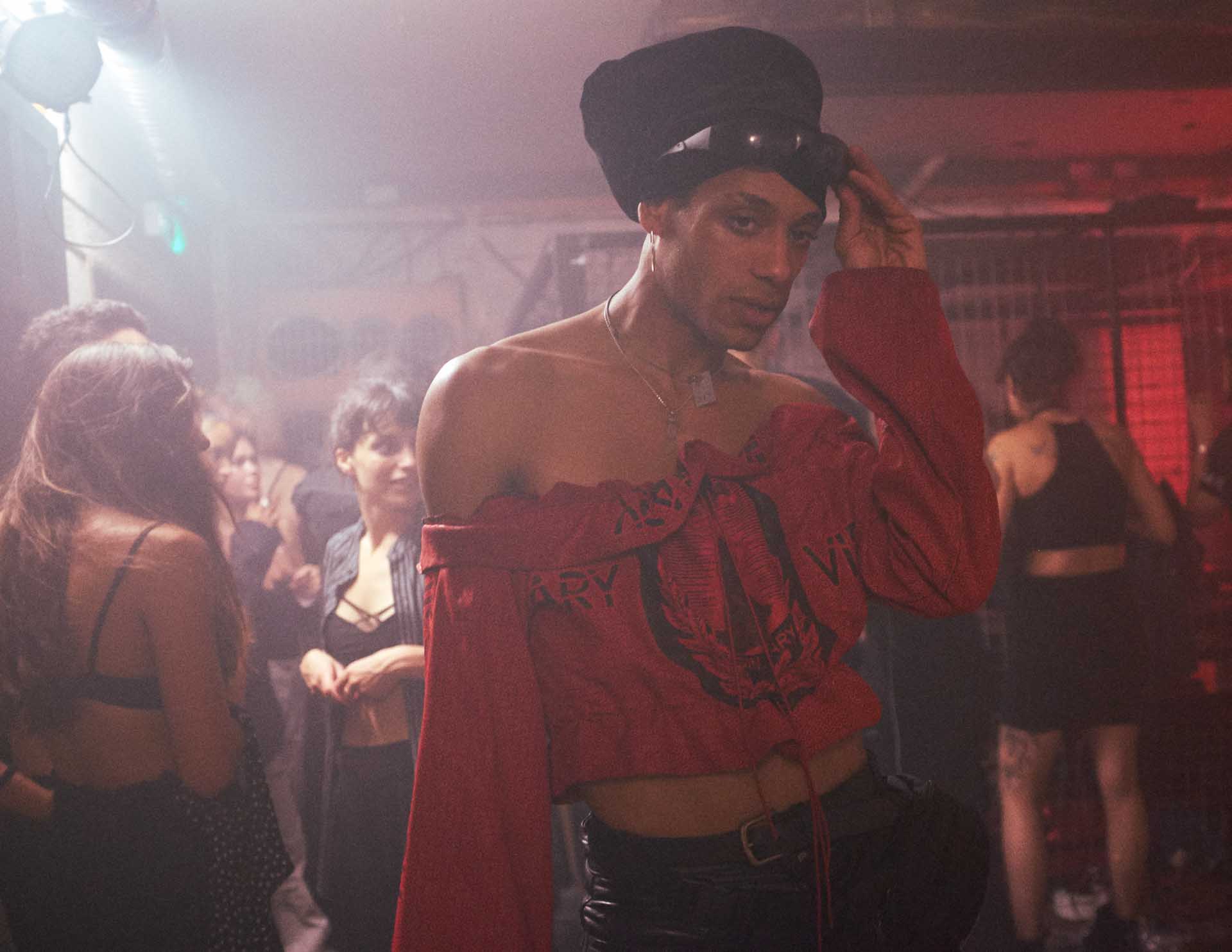 Howl_Rave_01_209_ywmdmz