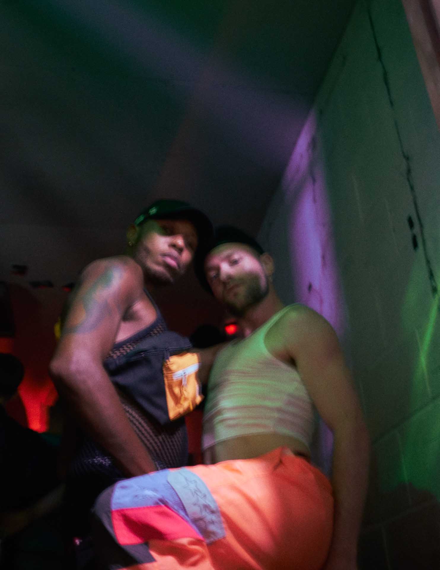 Howl_Rave_01_176_sx3f4y
