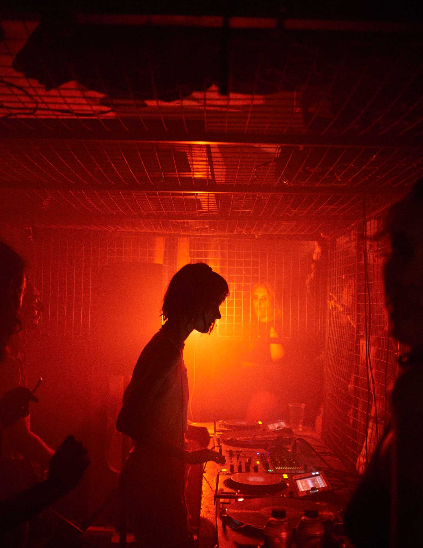 Howl_Rave_01_169_v3dw2e