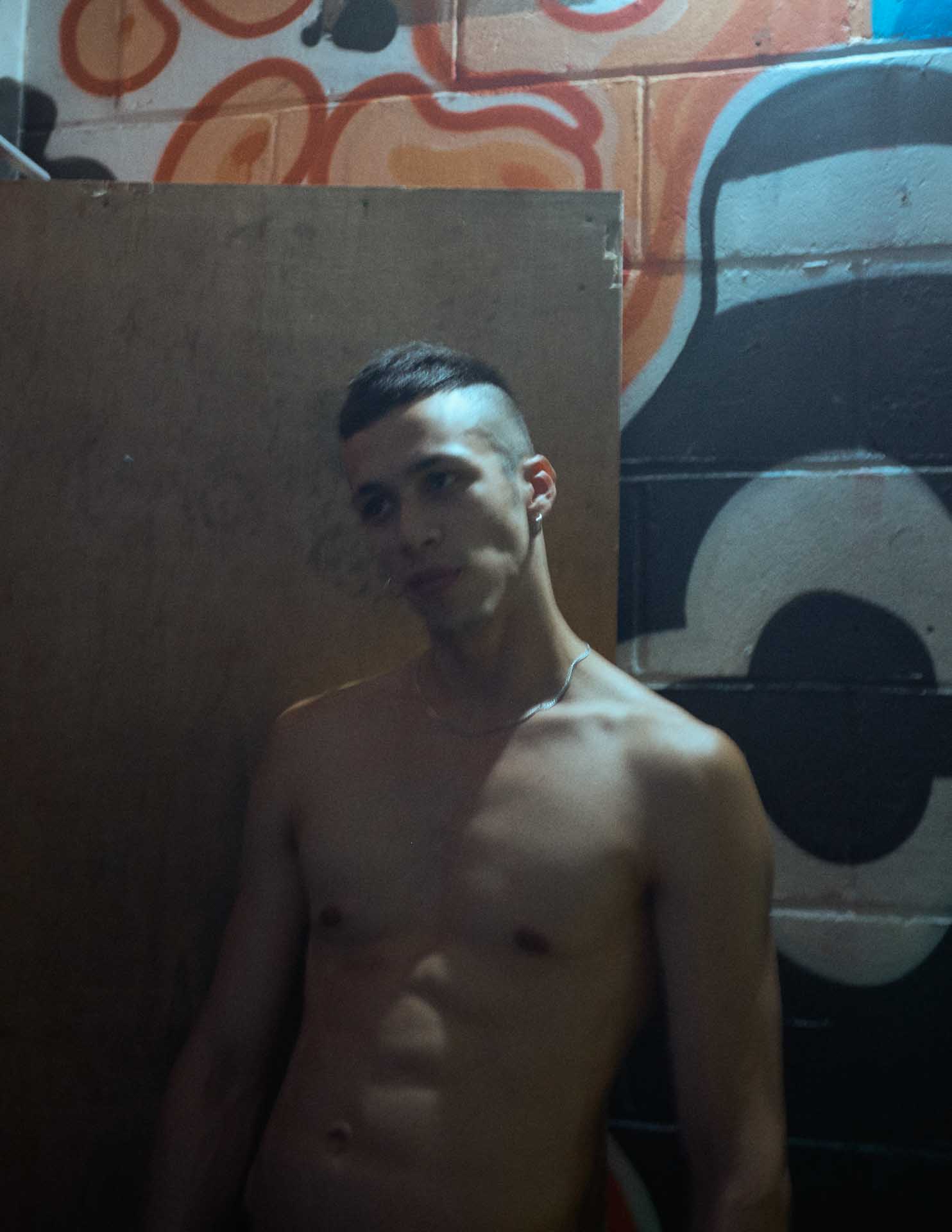 Howl_Rave_01_150_t451yz