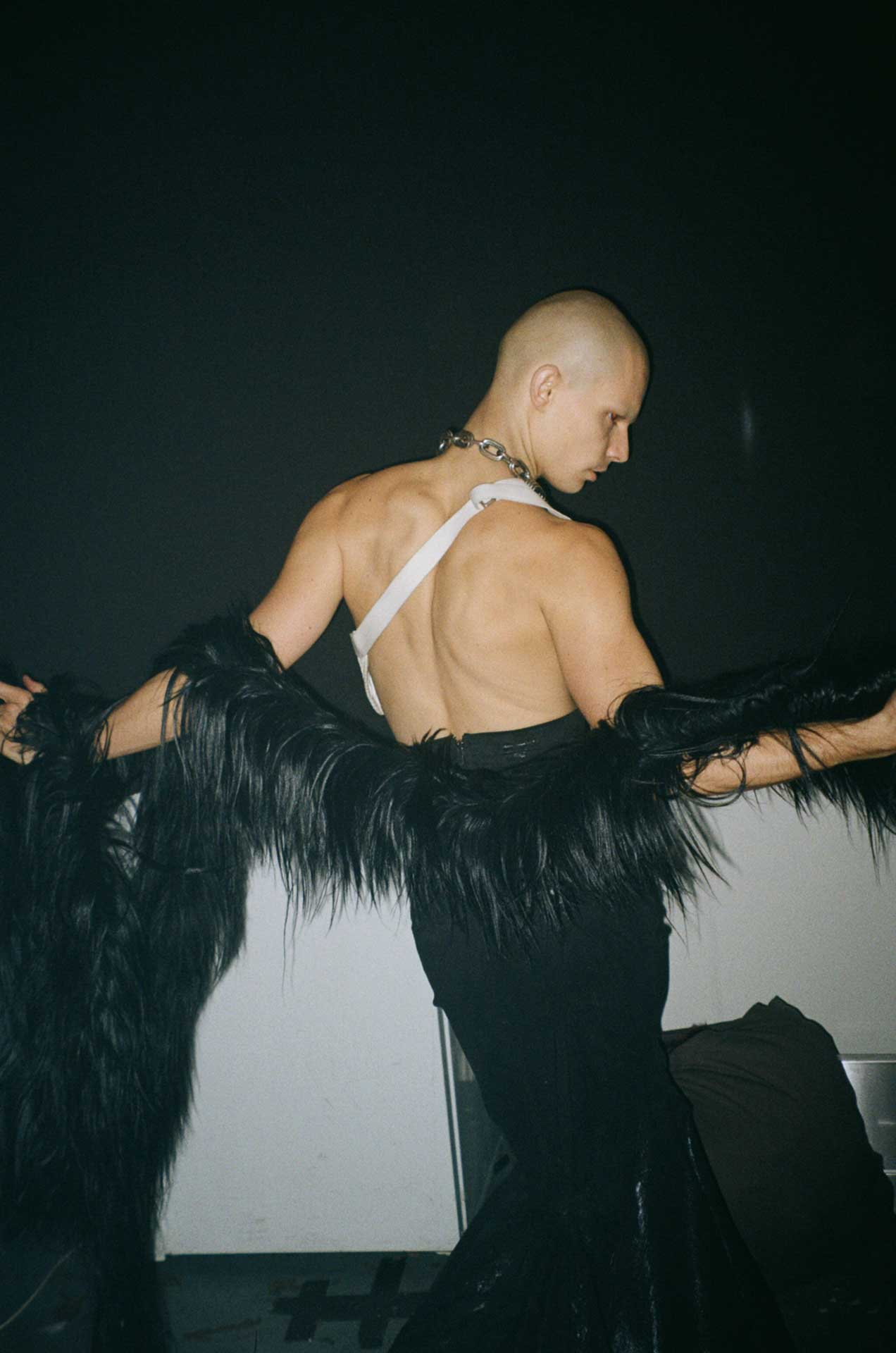 Howl_Rave_03_104_ewqrg8