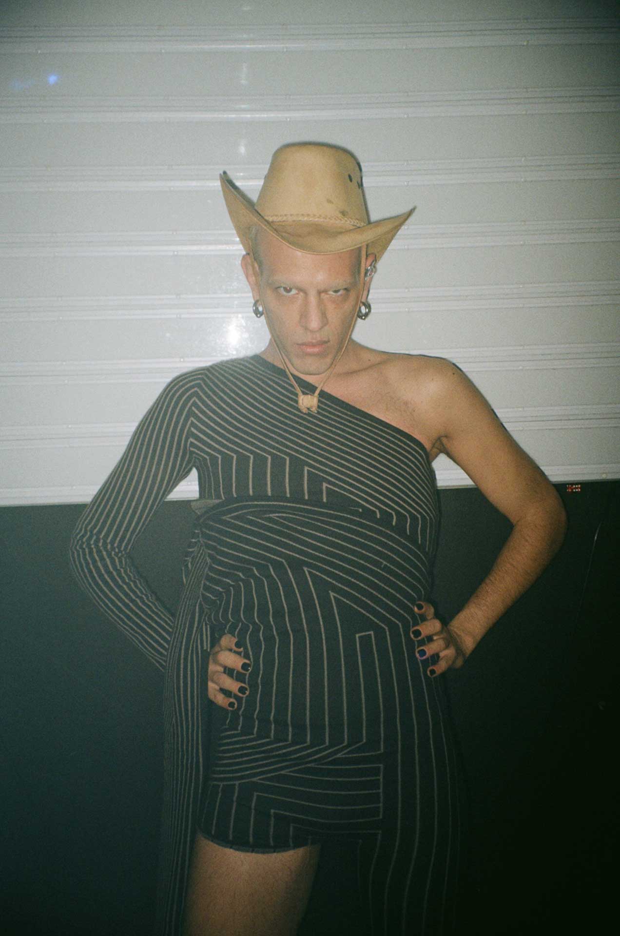 Howl_Rave_03_022_luqivm