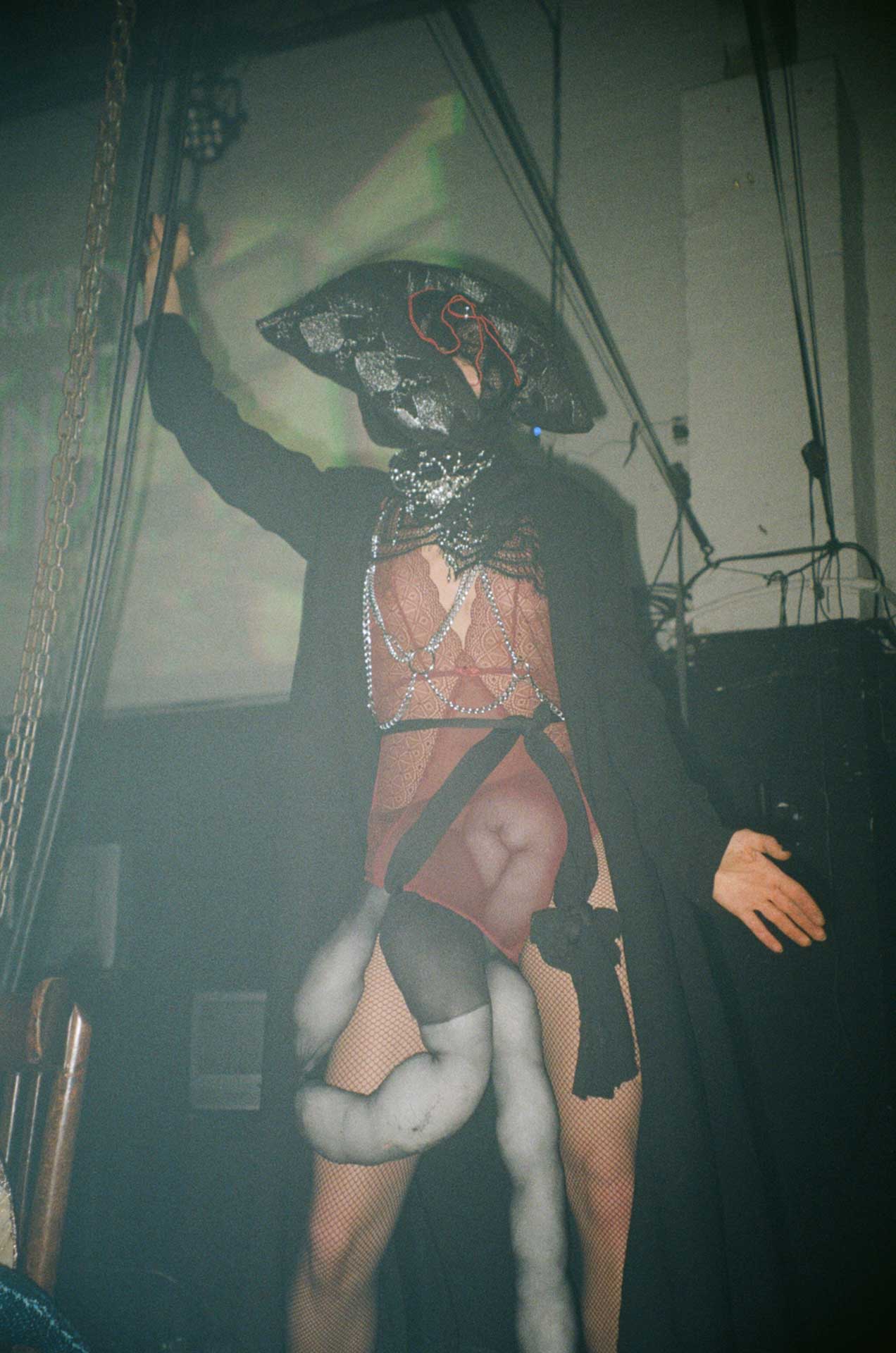Howl_Rave_03_037_noarqr
