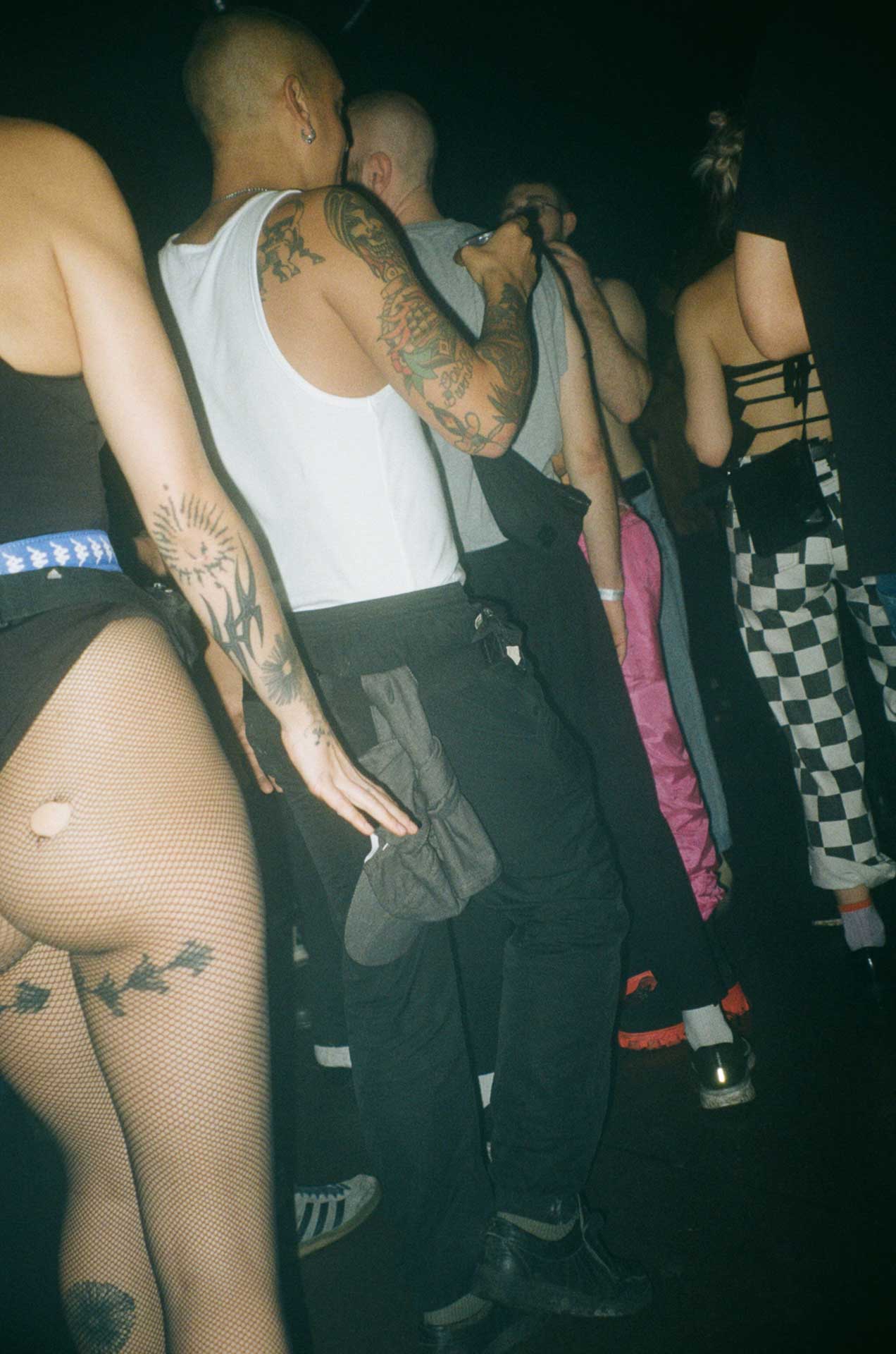 Howl_Rave_03_033_xz2jir