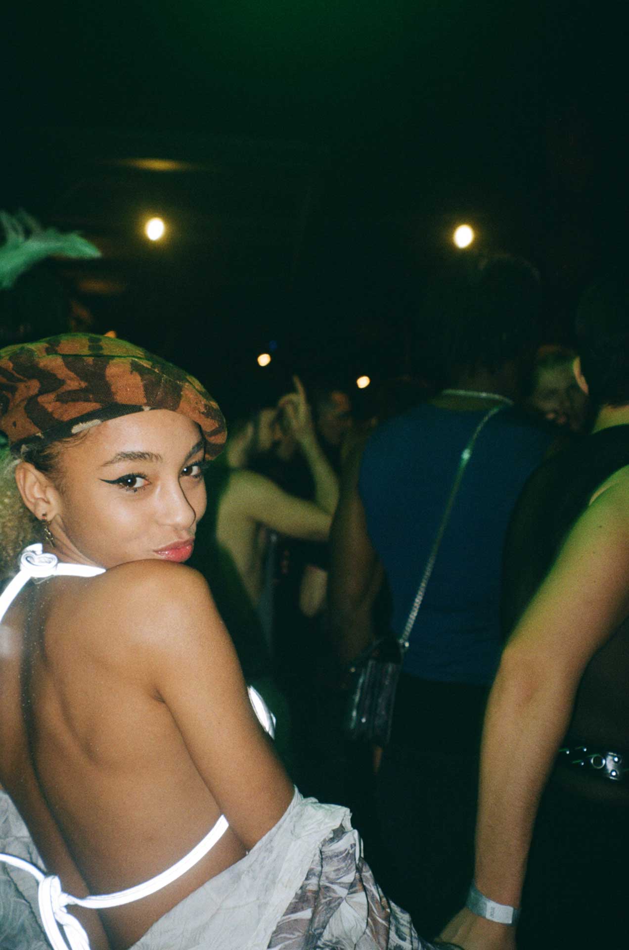 Howl_Rave_03_089_acok6d