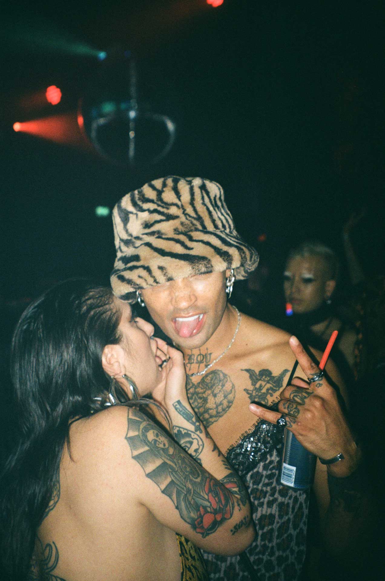 Howl_Rave_03_103_zhwqby