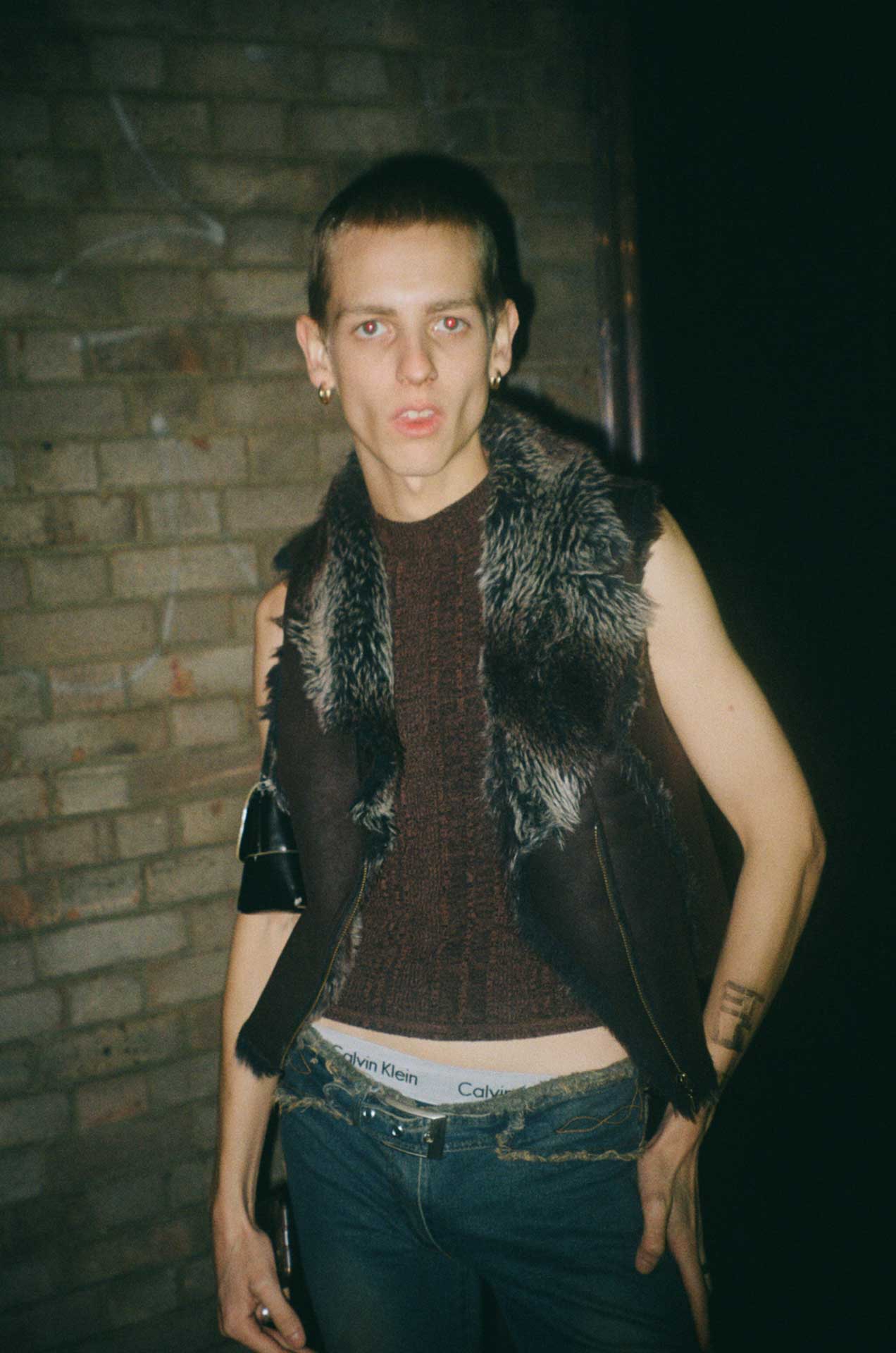 Howl_Rave_03_002_qyjcod