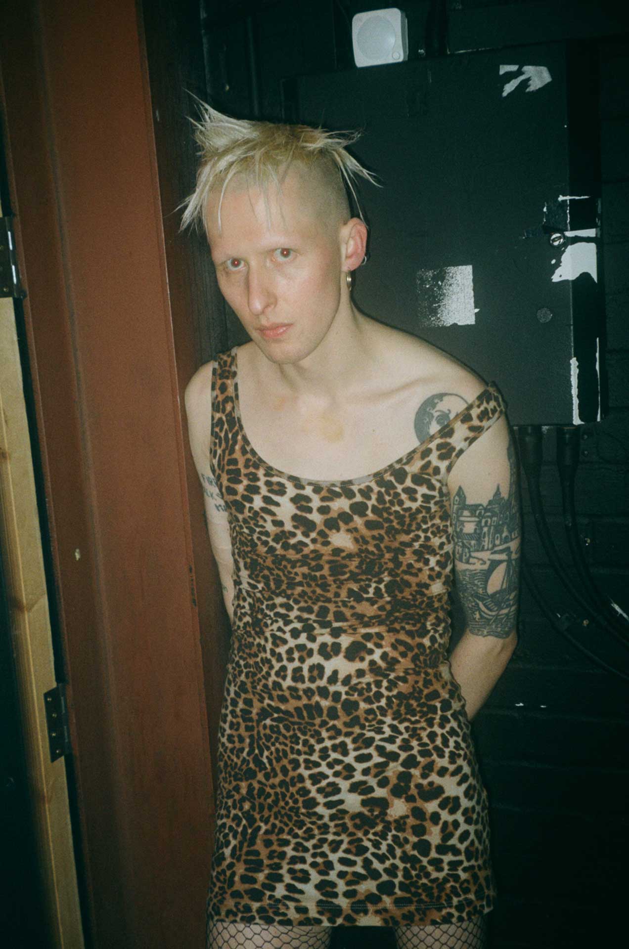 Howl_Rave_03_008_r9i2ga
