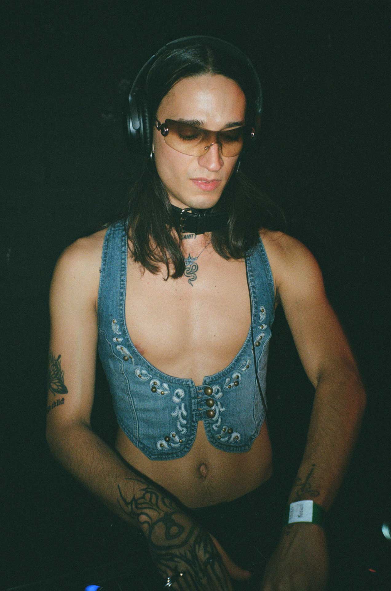 Howl_Rave_04_081_qq4e1k
