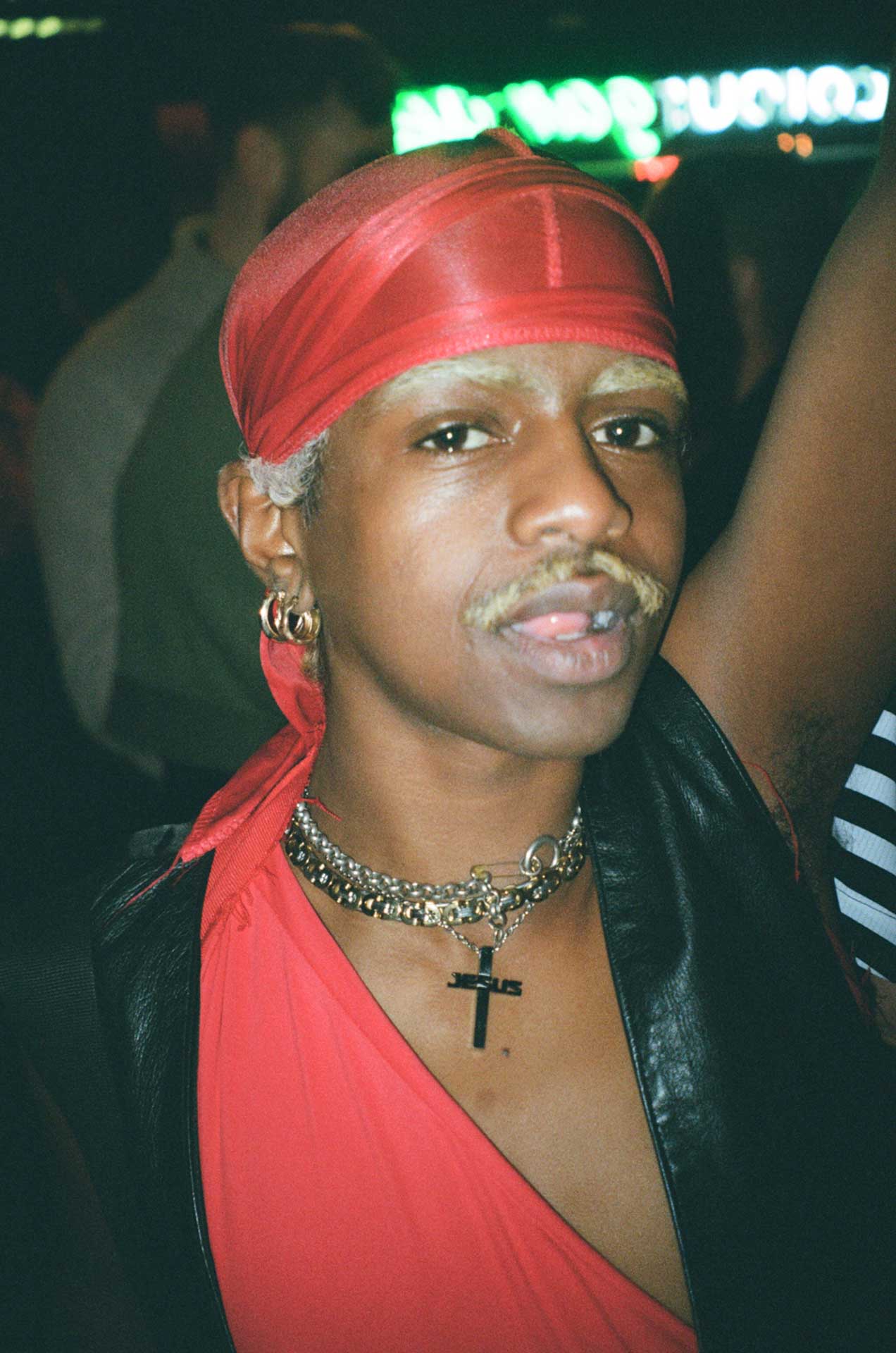 Howl_Rave_04_088_c0wpnv