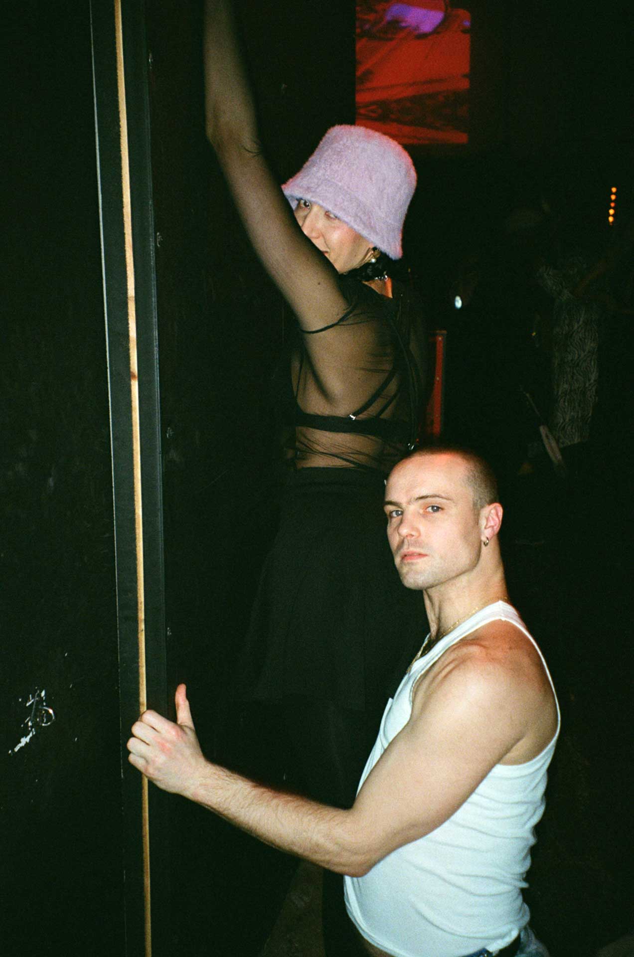 Howl_Rave_04_051_ix1xqw