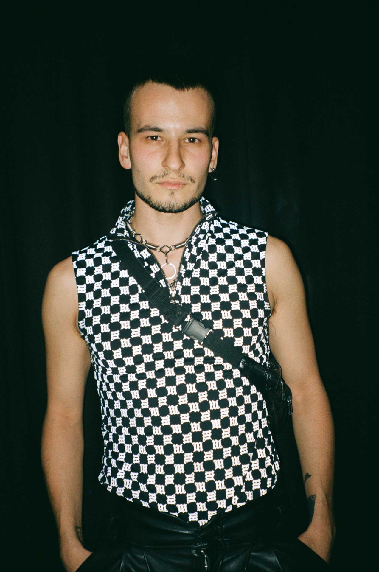 Howl_Rave_04_059_vtxpqt