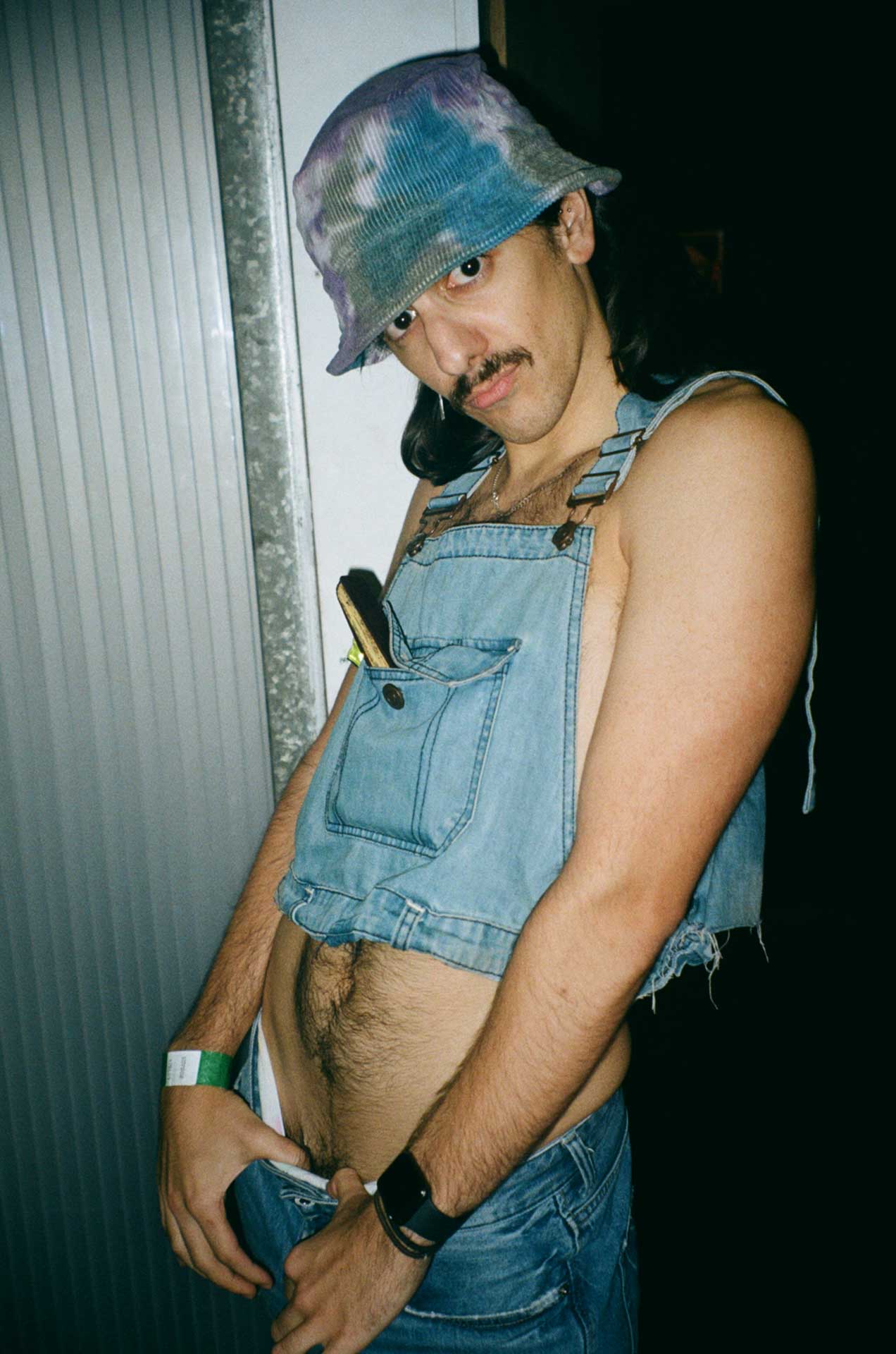 Howl_Rave_04_098_eljoqb