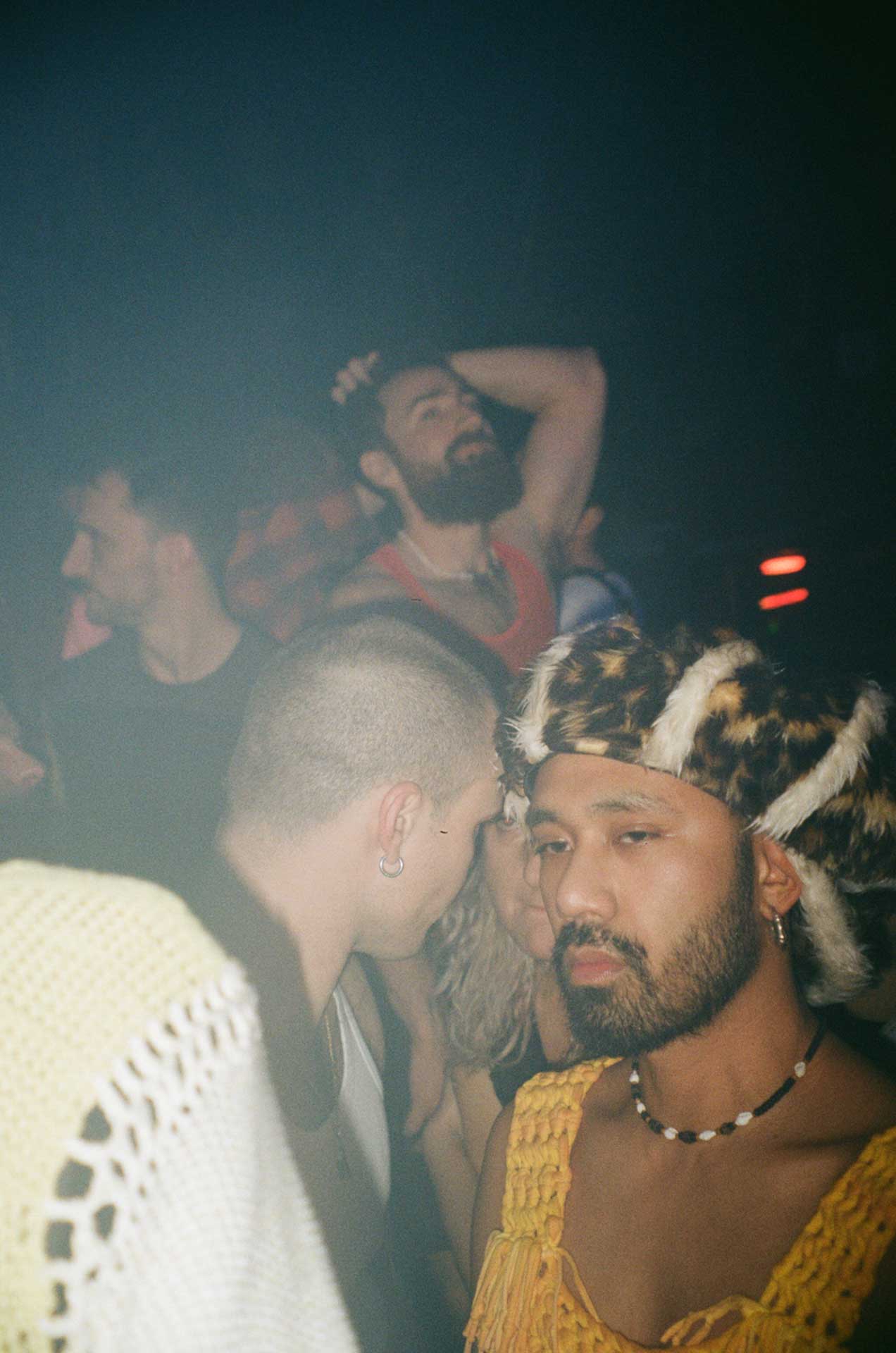 Howl_Rave_04_023_sjbmwu