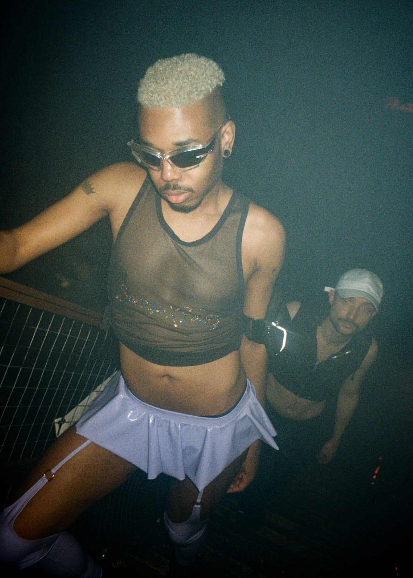 Howl_Rave_10_011_rc8ipt