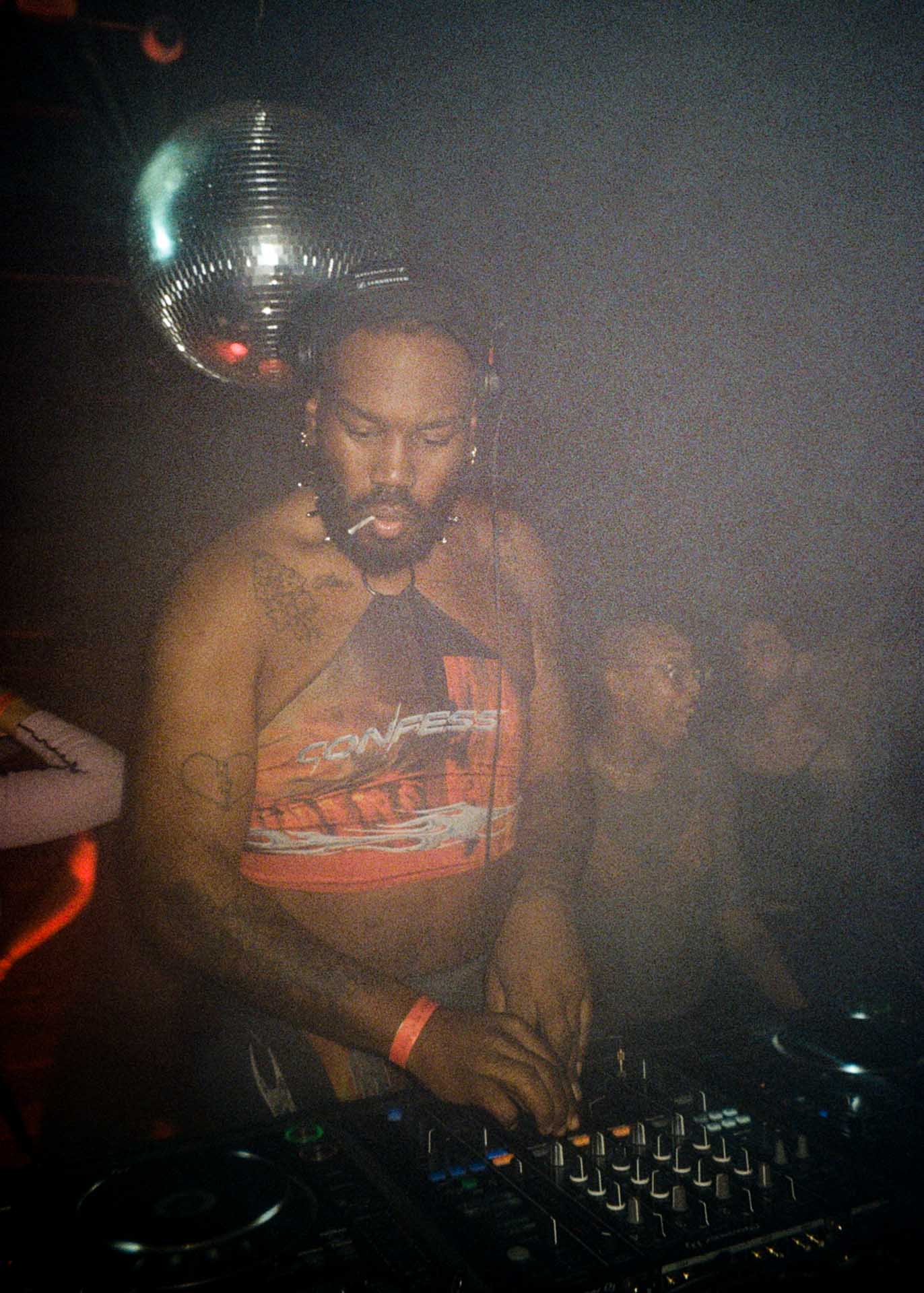 Howl_Rave_10_052_gr5glk