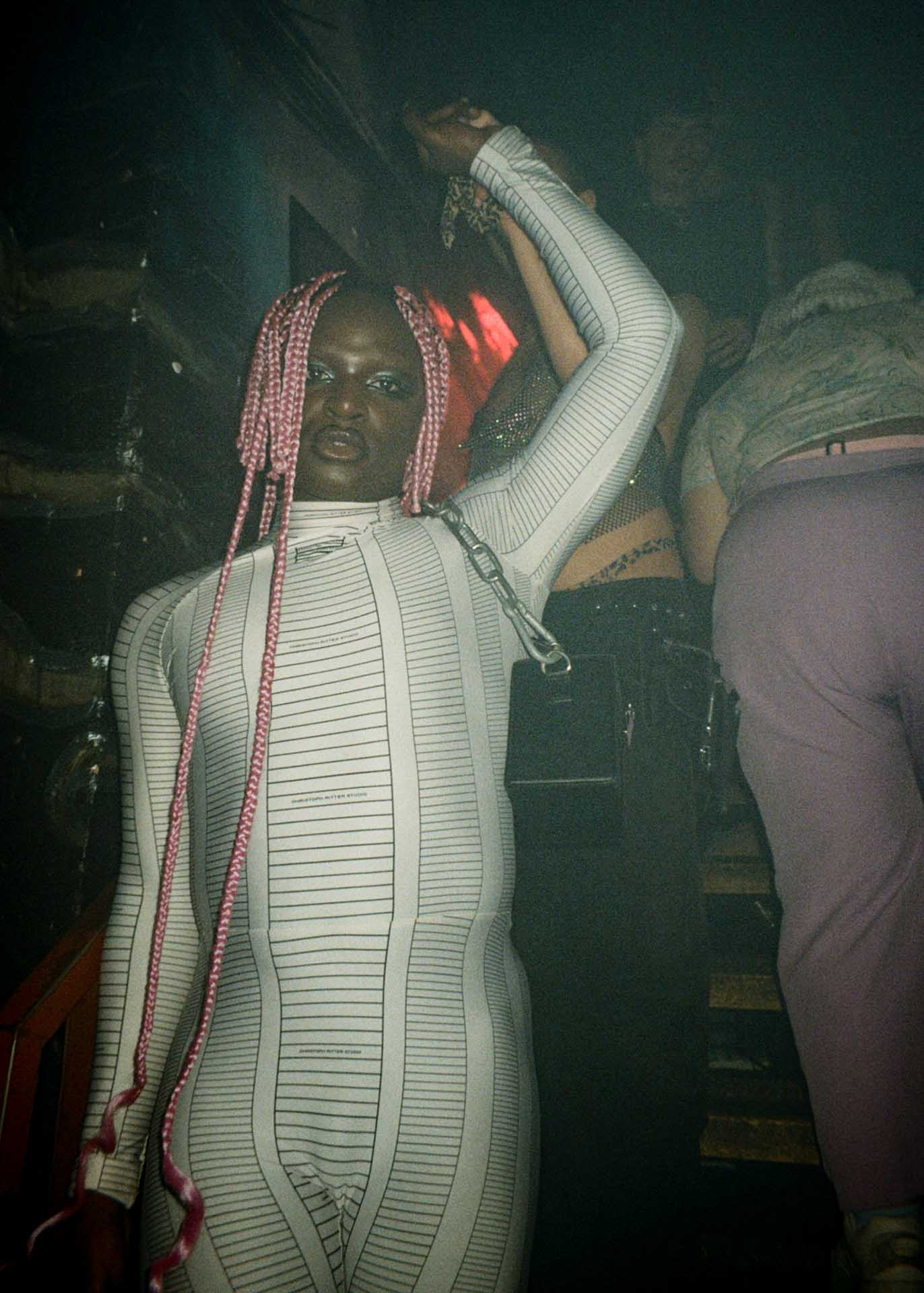 Howl_Rave_10_120_fmtizk