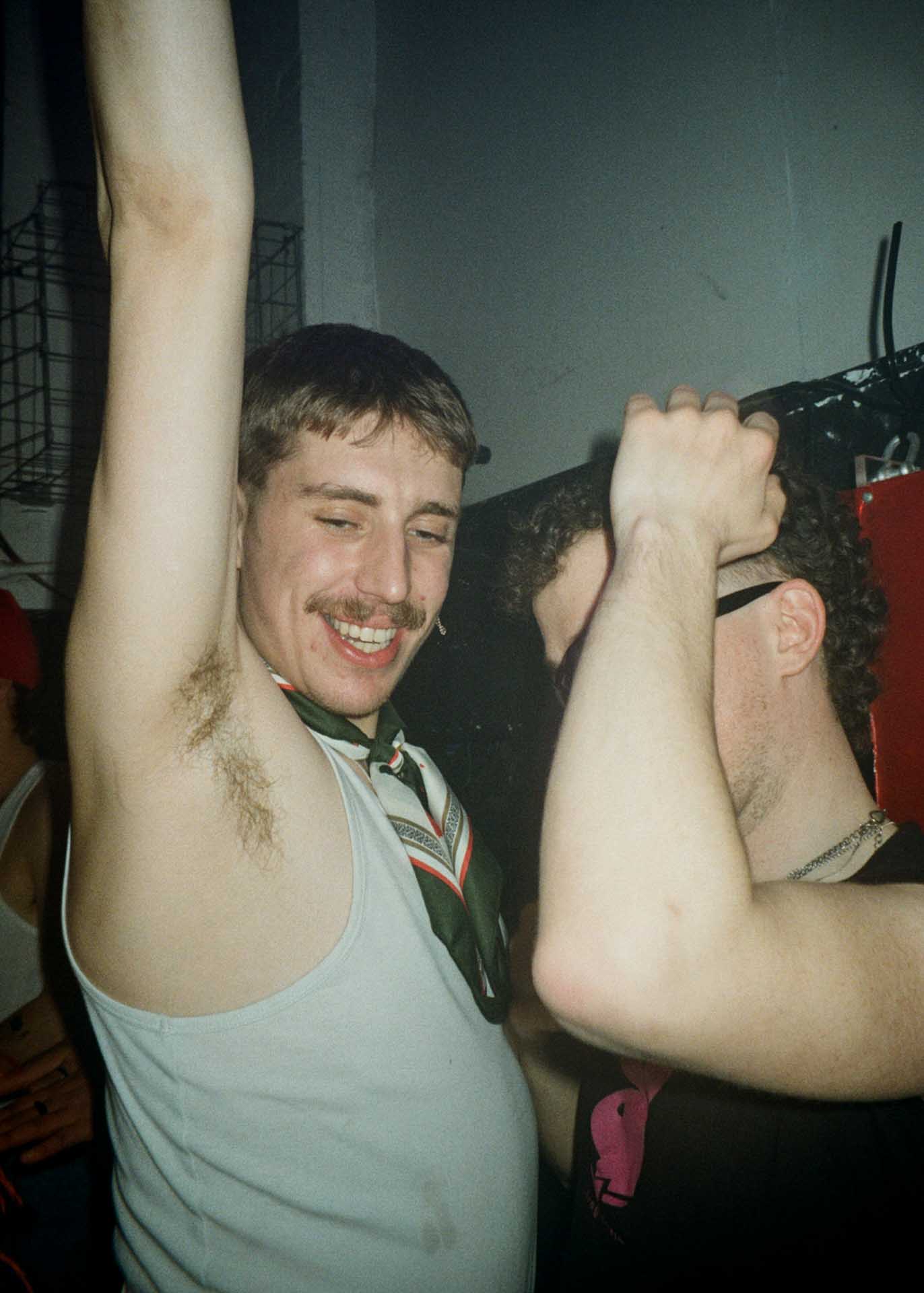 Howl_Rave_10_085_fhstkh