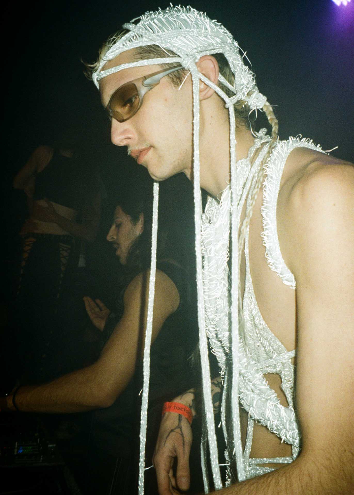 Howl_Rave_10_102_hfdgtg