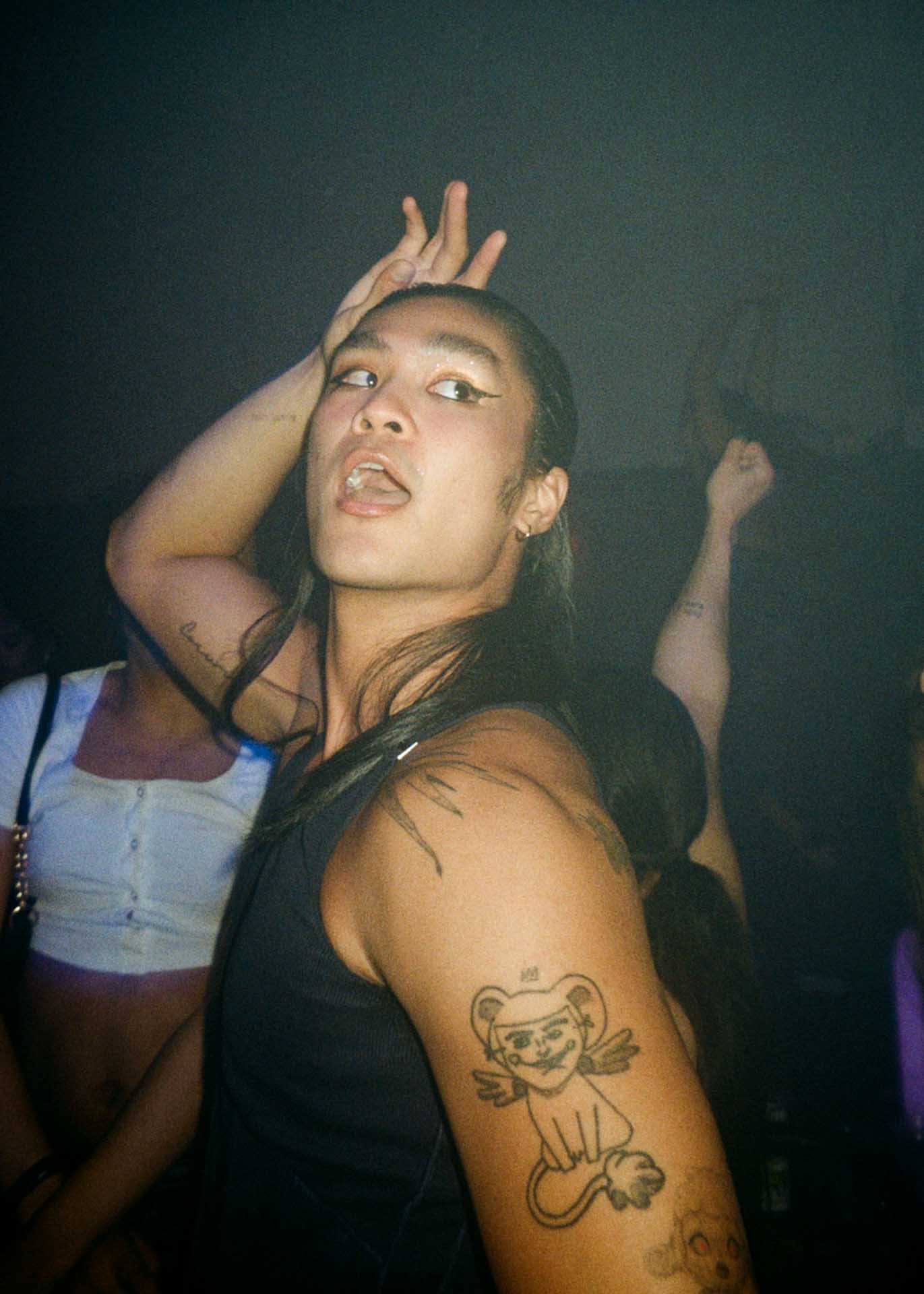 Howl_Rave_10_149_zh3n3t