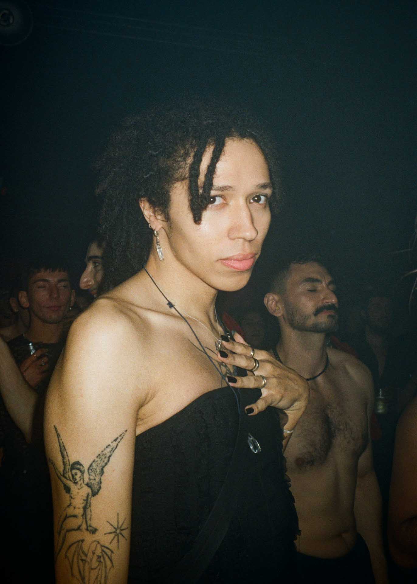 Howl_Rave_10_093_pjt7oq