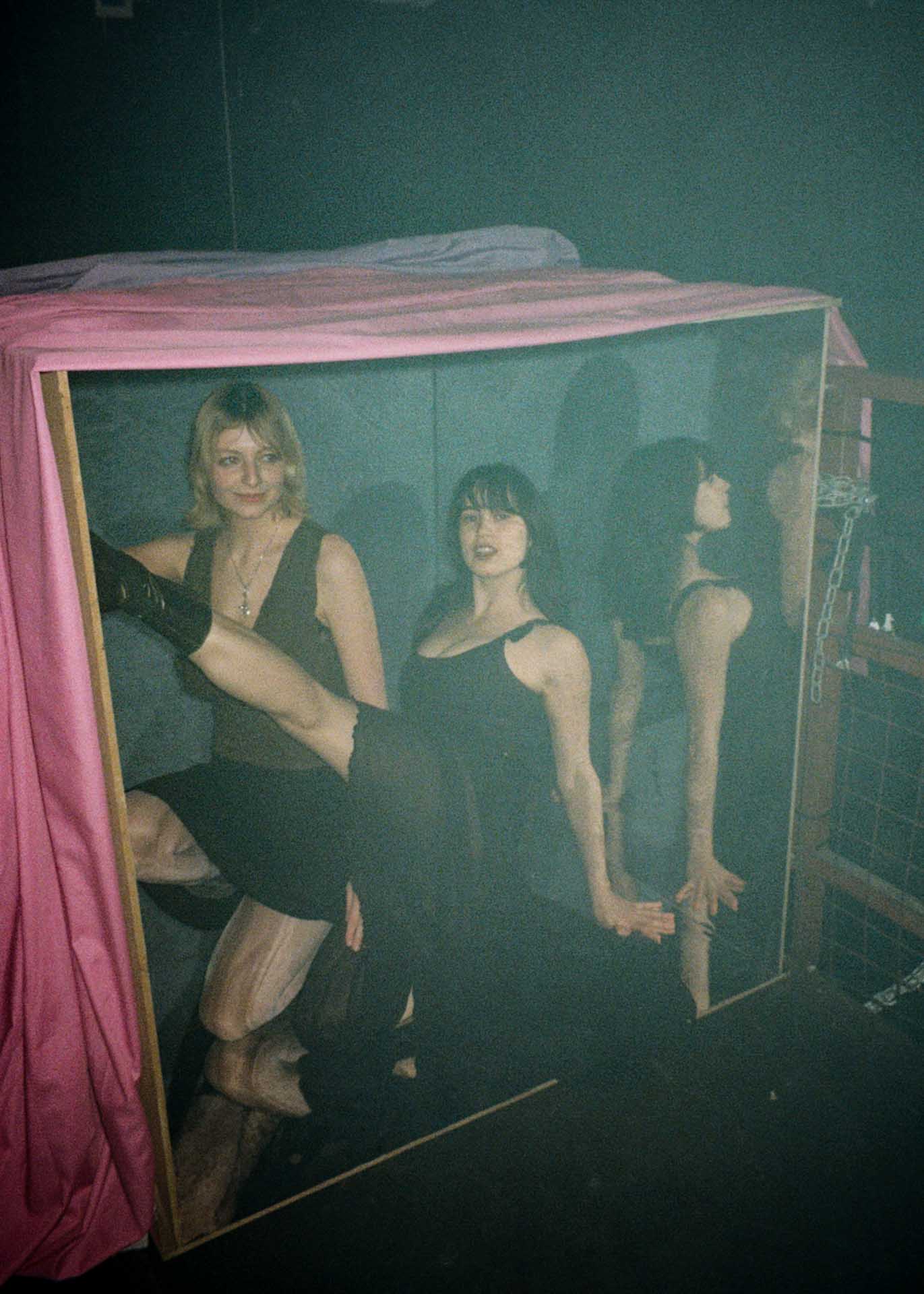 Howl_Rave_10_047_q34blg