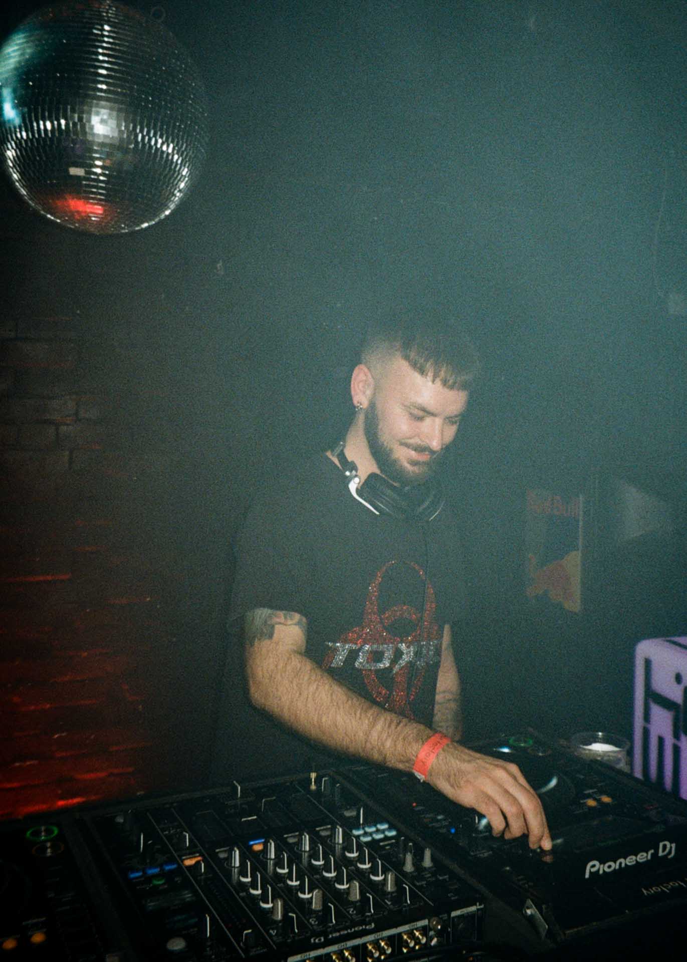 Howl_Rave_10_101_faxoiy
