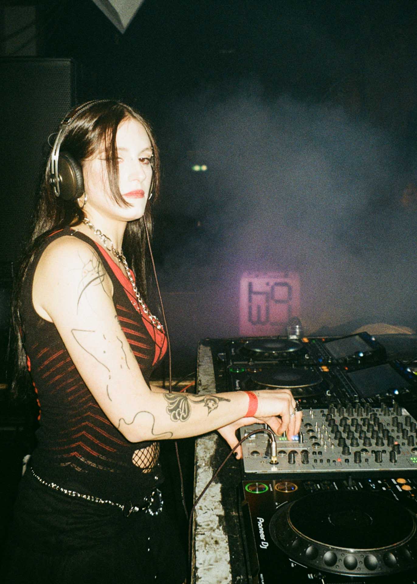 Howl_Rave_10_014_ehxsxf