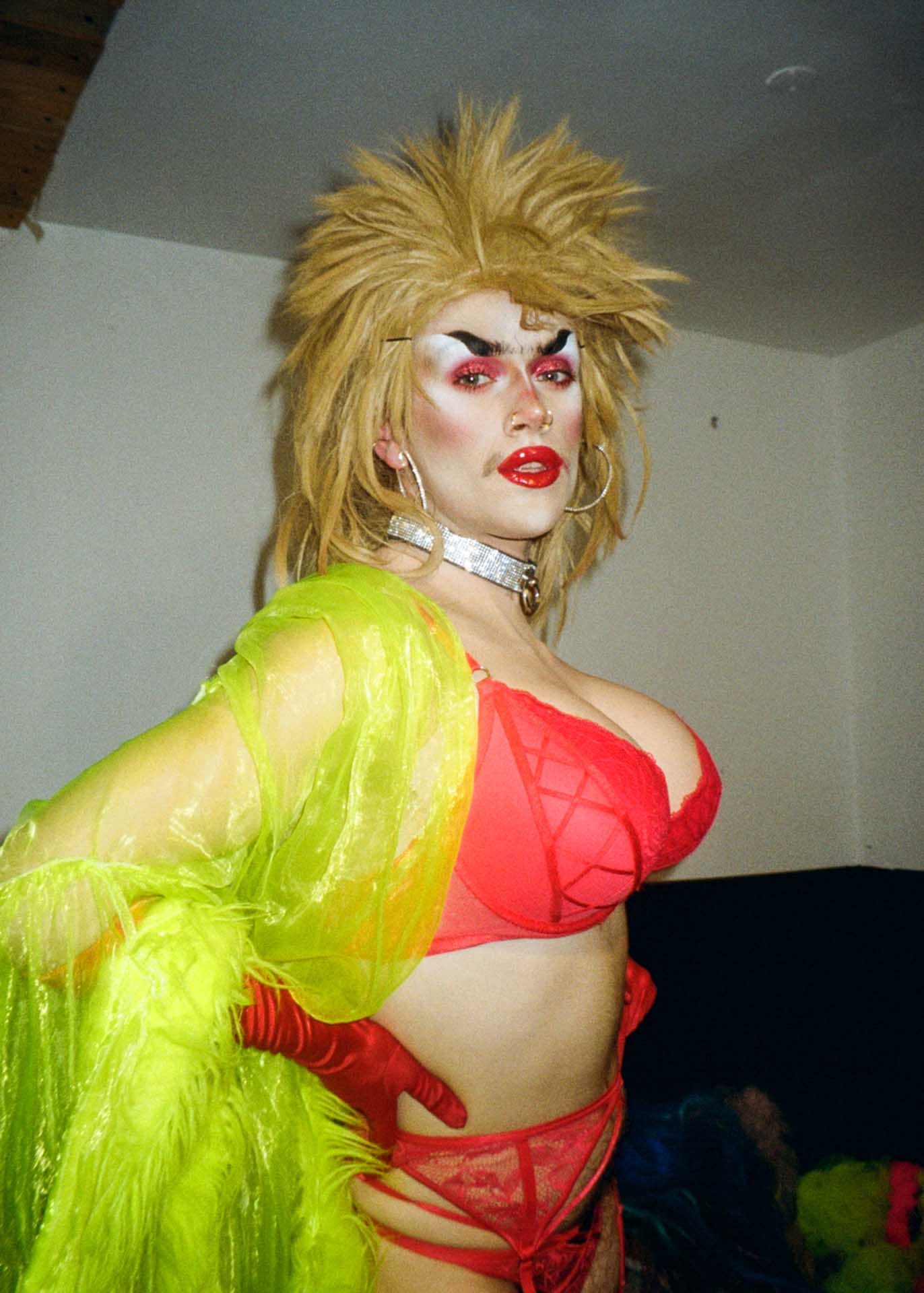 Howl_Rave_10_099_cmz230