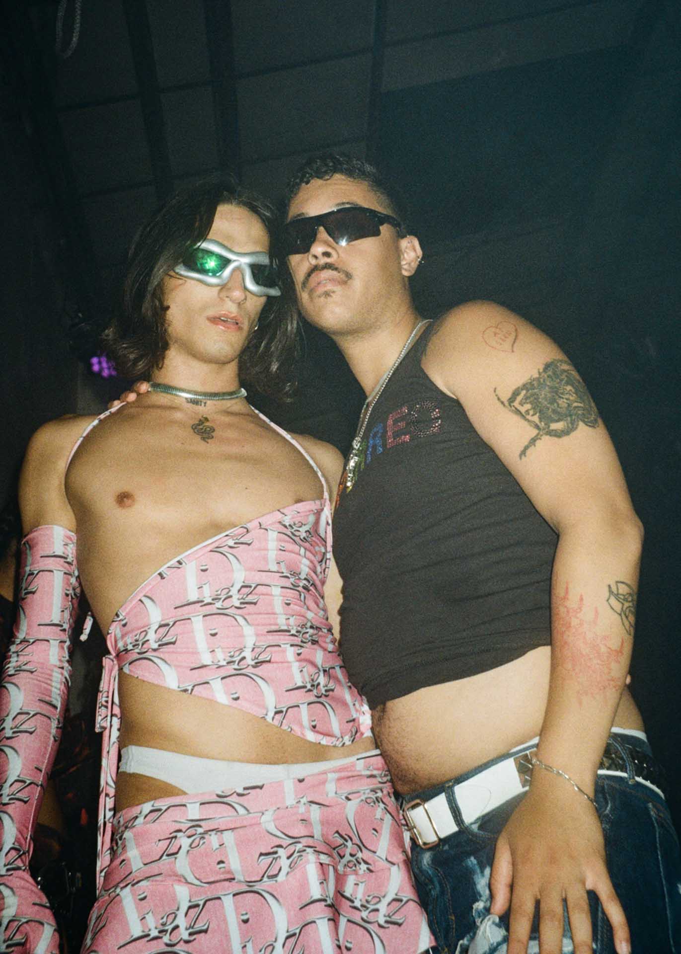 Howl_Rave_12_112_xtns3f
