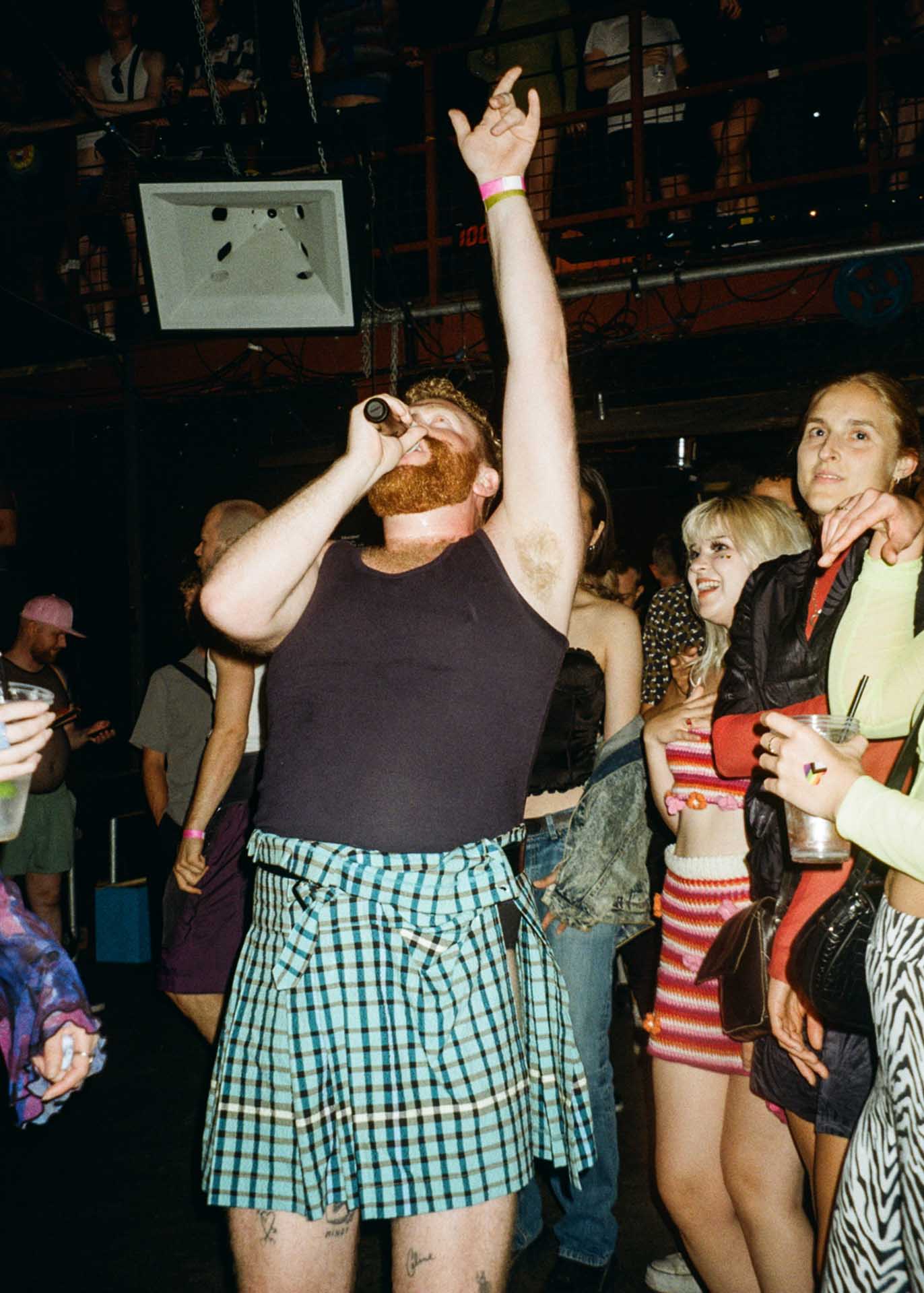 Howl_Rave_12_102_kpxejp