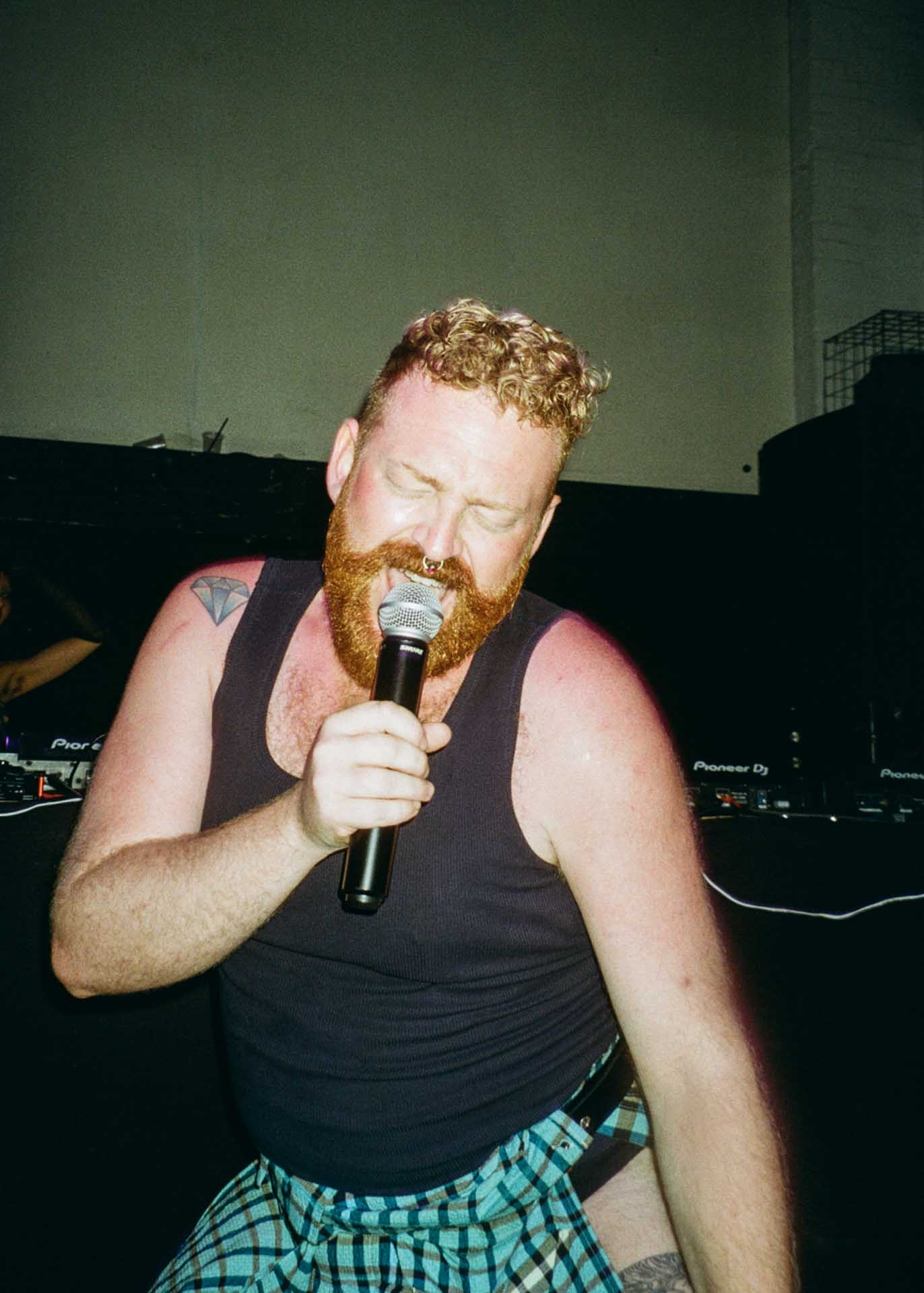 Howl_Rave_12_100_txbpis