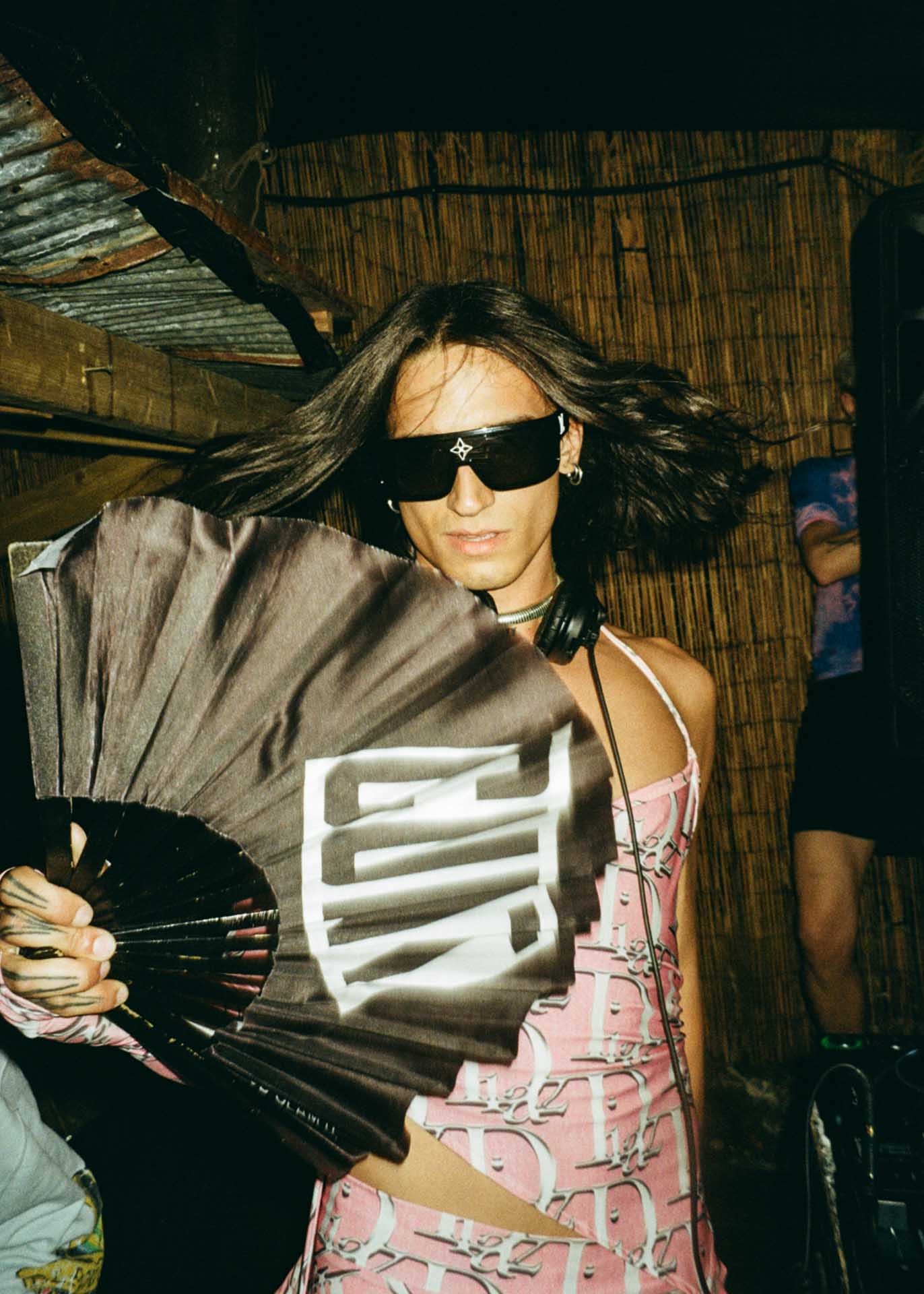 Howl_Rave_12_095_zjiskd