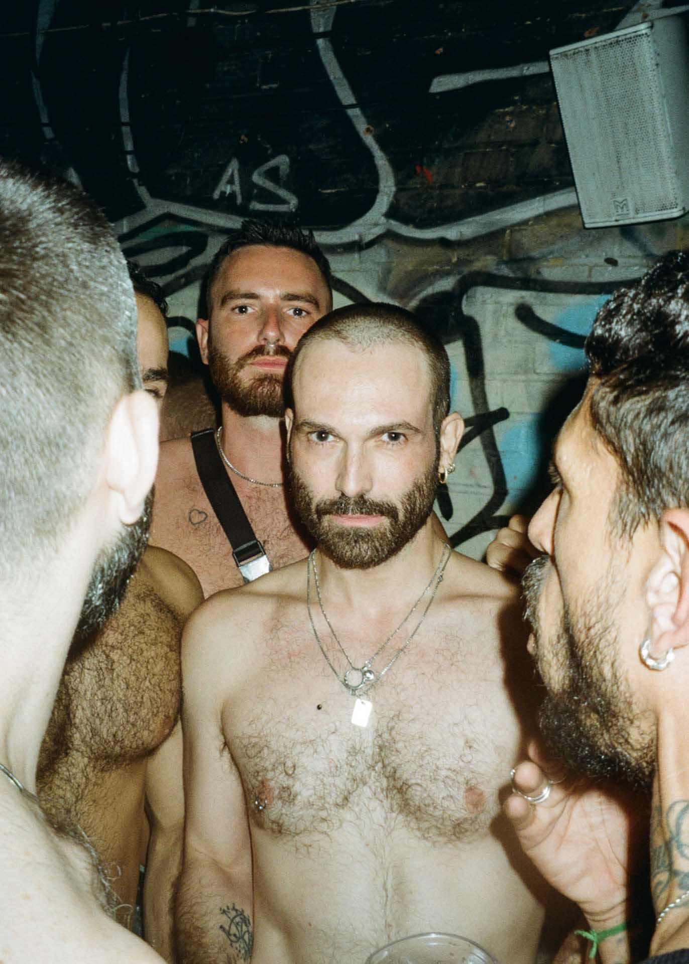 Howl_Rave_12_077_nx57zm